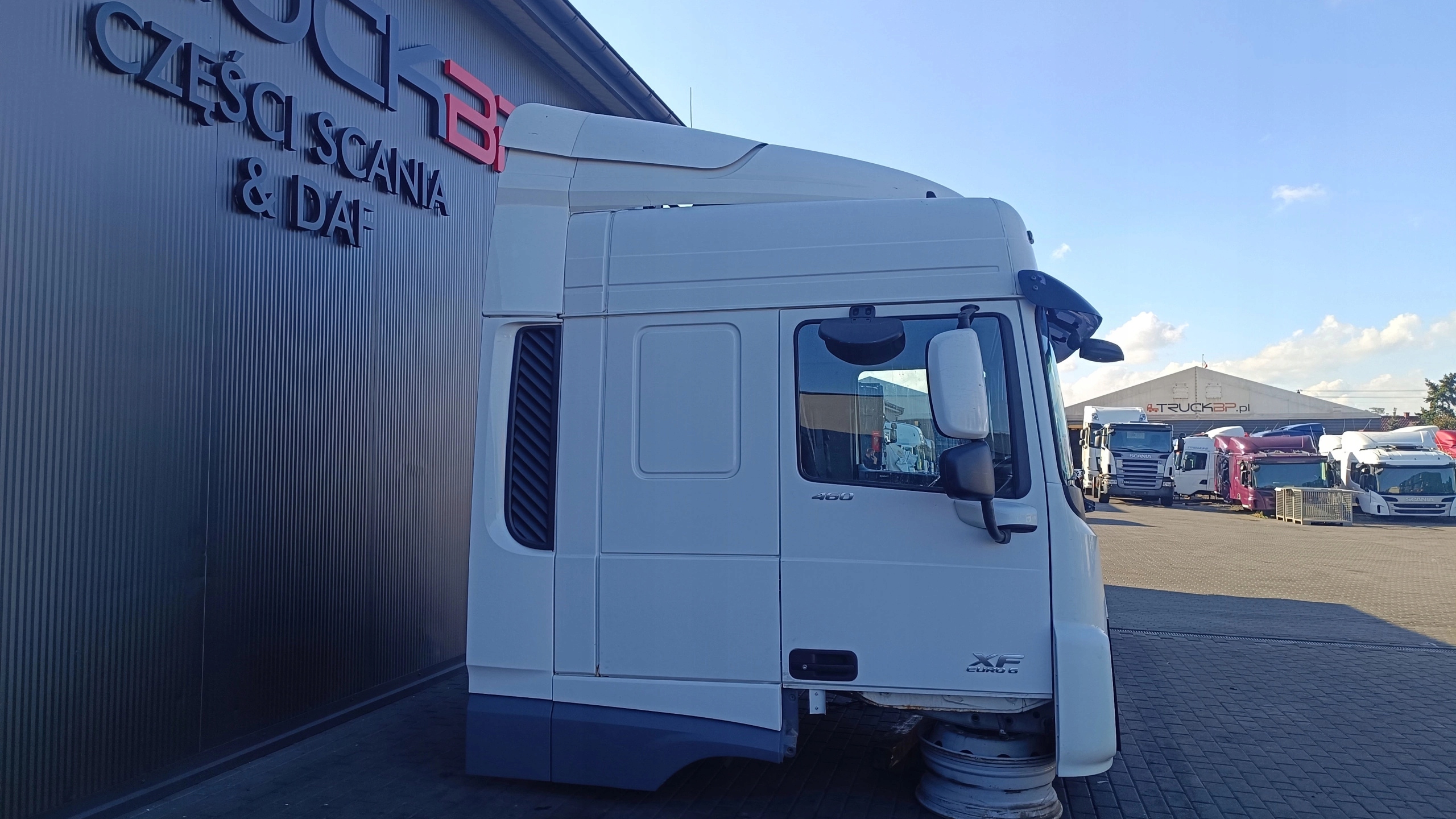 KABINA DAF XF 106 SC - obrazek 4