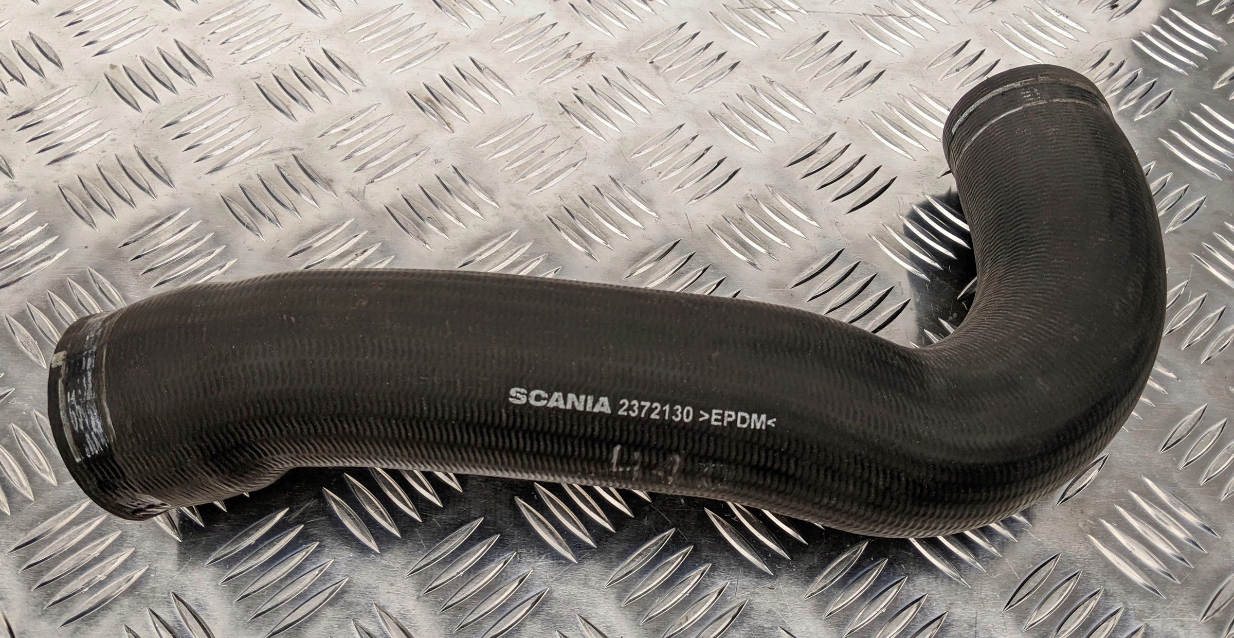 PRZEWÓD RURA WODY SCANIA R S