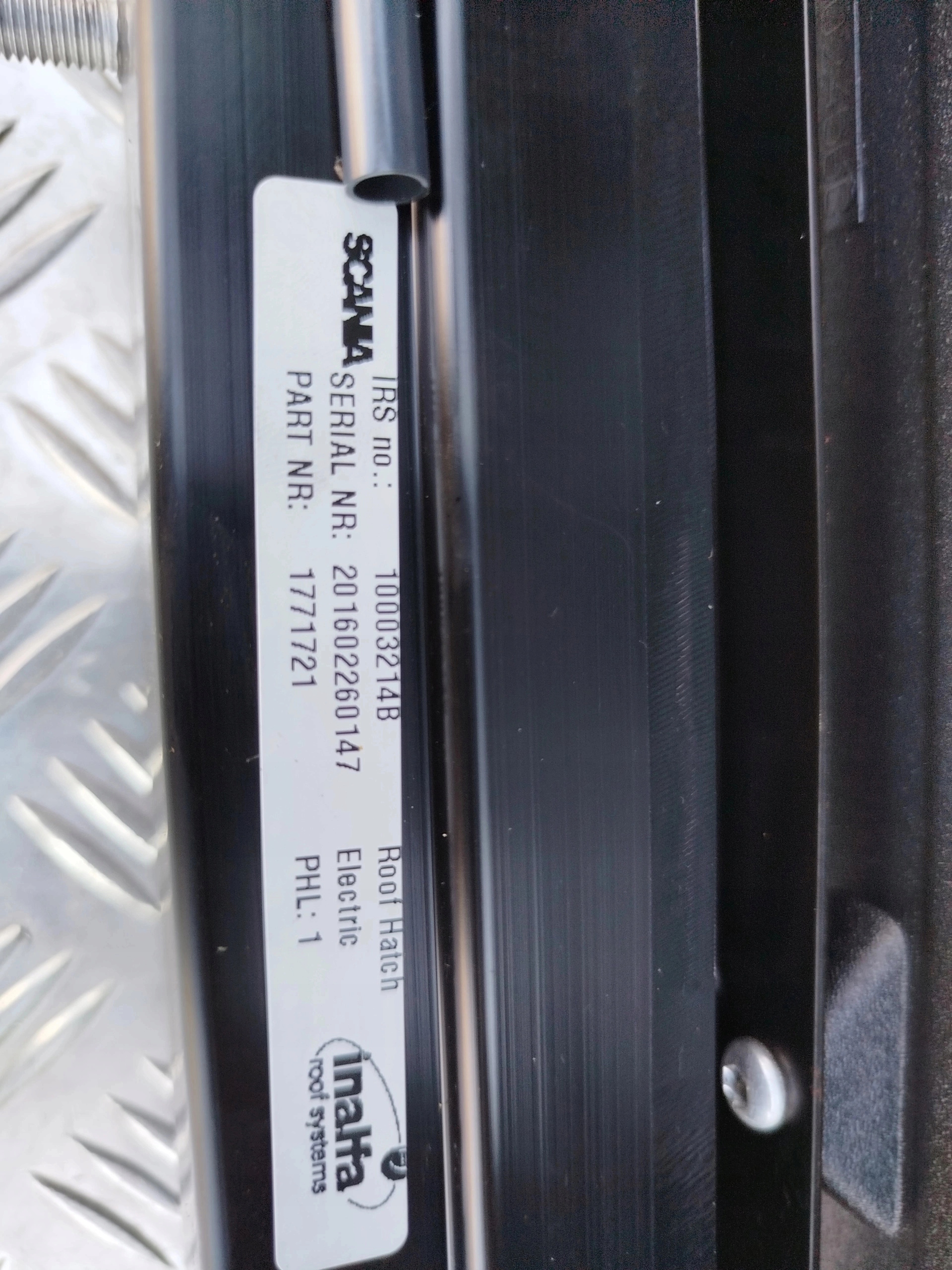 SZYBERDACH ELEKTRYCZNY SCANIA R STREAMLINE - obrazek 4