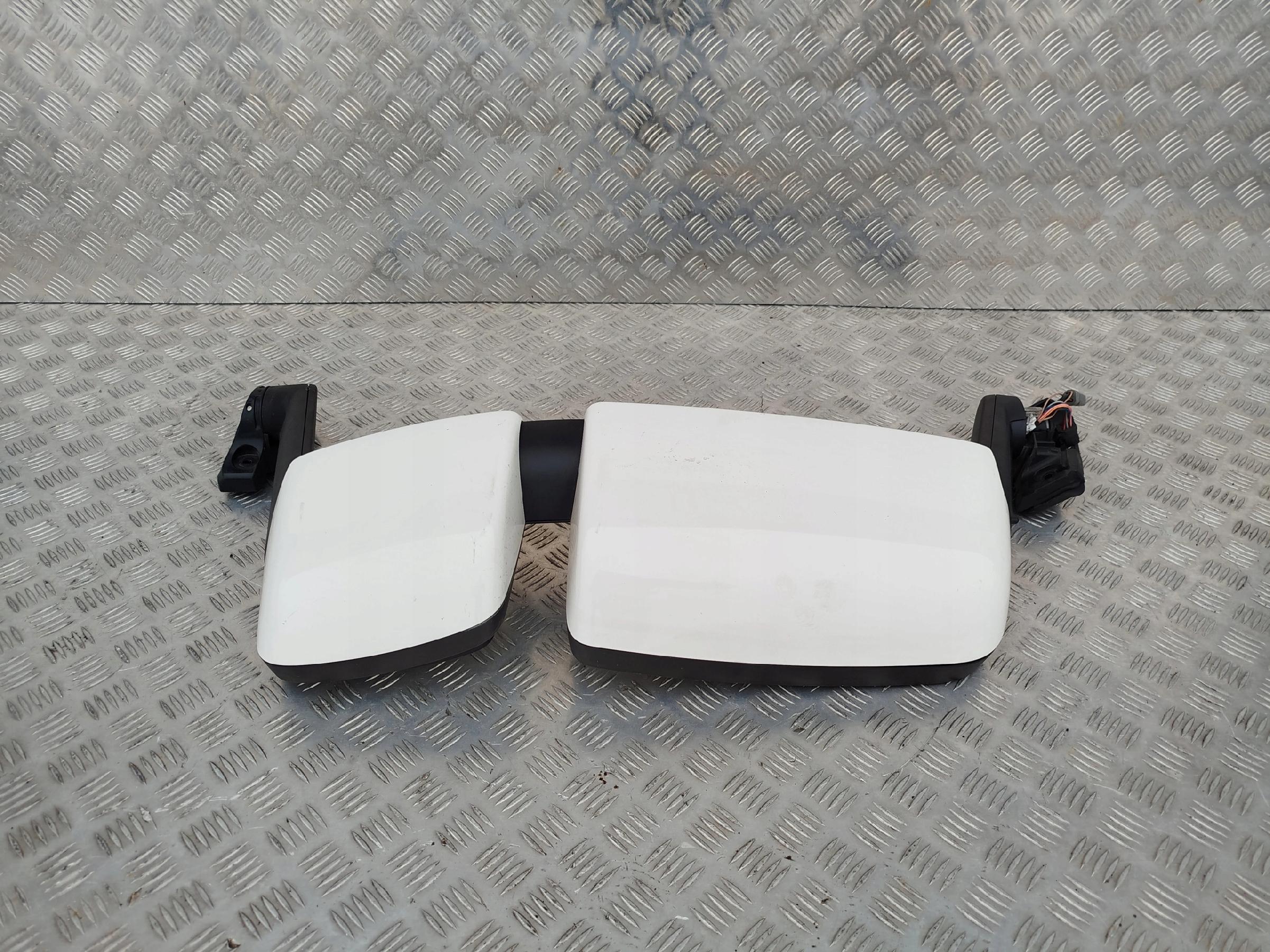 LUSTERKO PRAWE SCANIA R S NTG