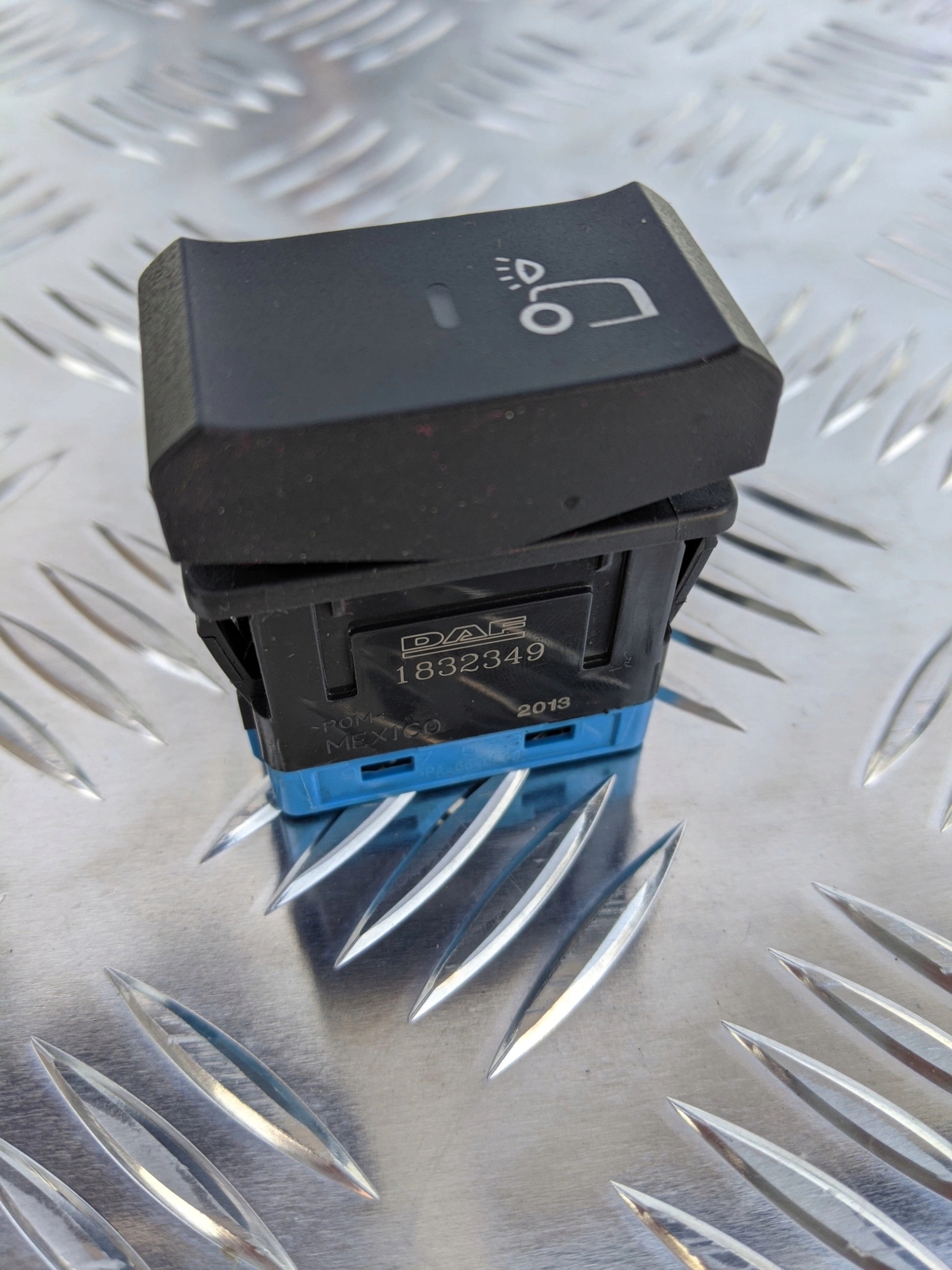 PRZYCISK DAF XF 106 - obrazek 4