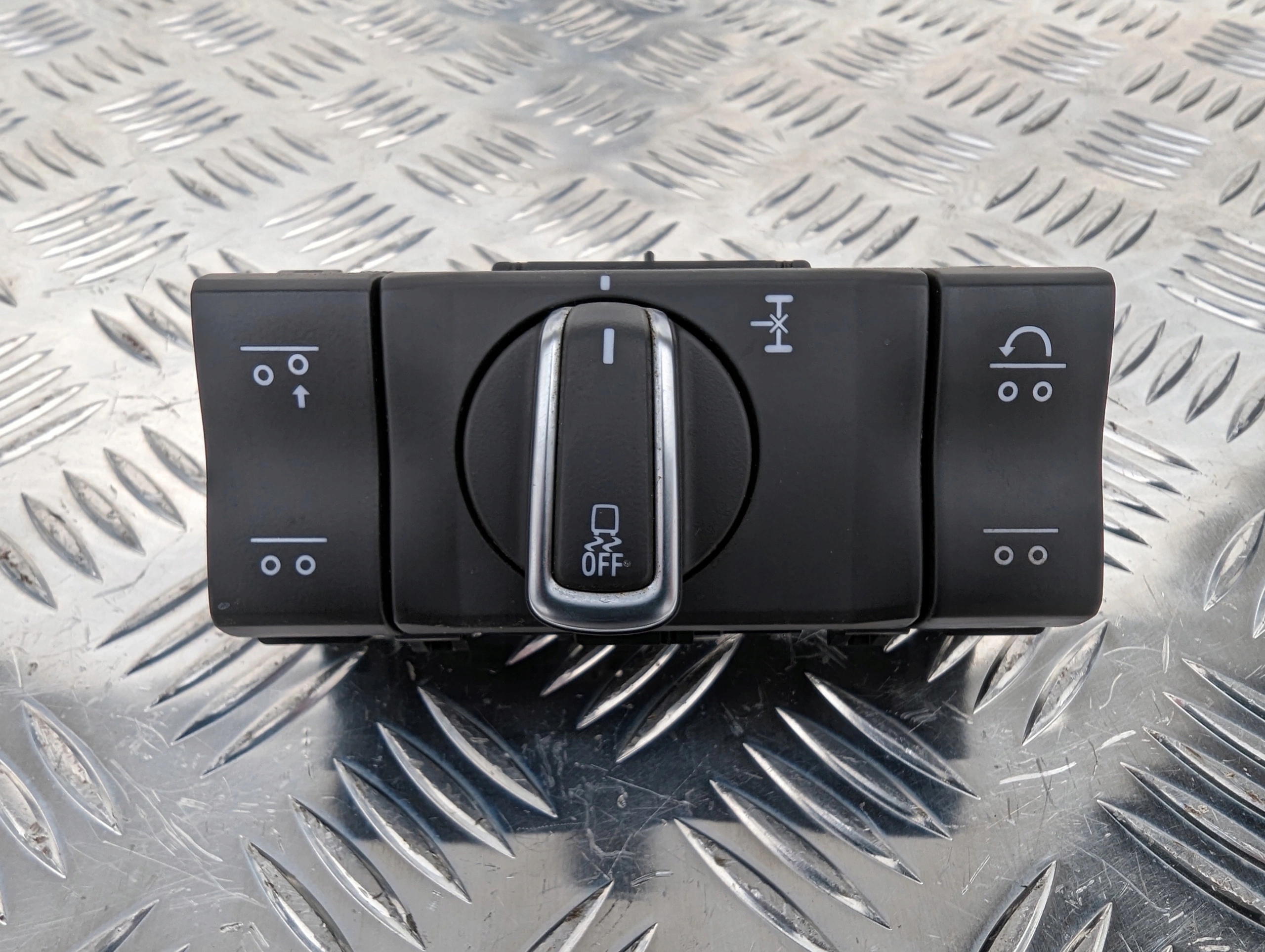 PANEL PRZEŁĄCZNIKI KOKPITU SCANIA NTG