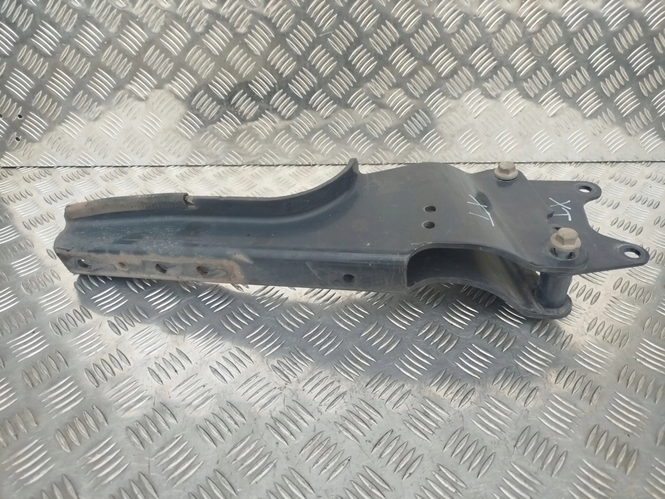 MOCOWANIE WSPORNIK BANAN KABINY SCANIA NTG XT - obrazek 3