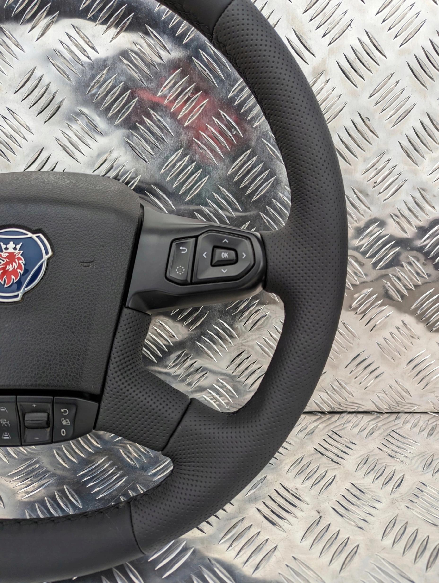 KIEROWNICA SCANIA NTG NOWE OBSZYCIE - obrazek 4