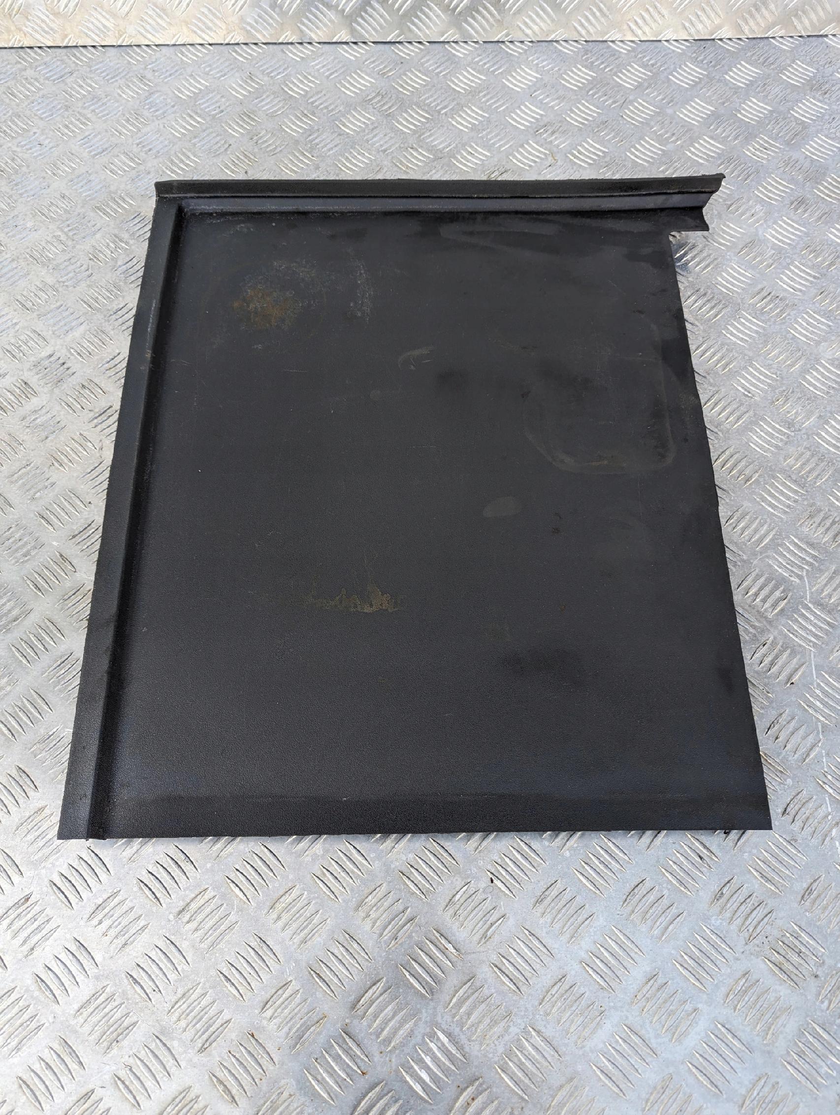 WYKŁADZINA WYGŁUSZENIE GUMA SCHOWKA SCANIA NTG