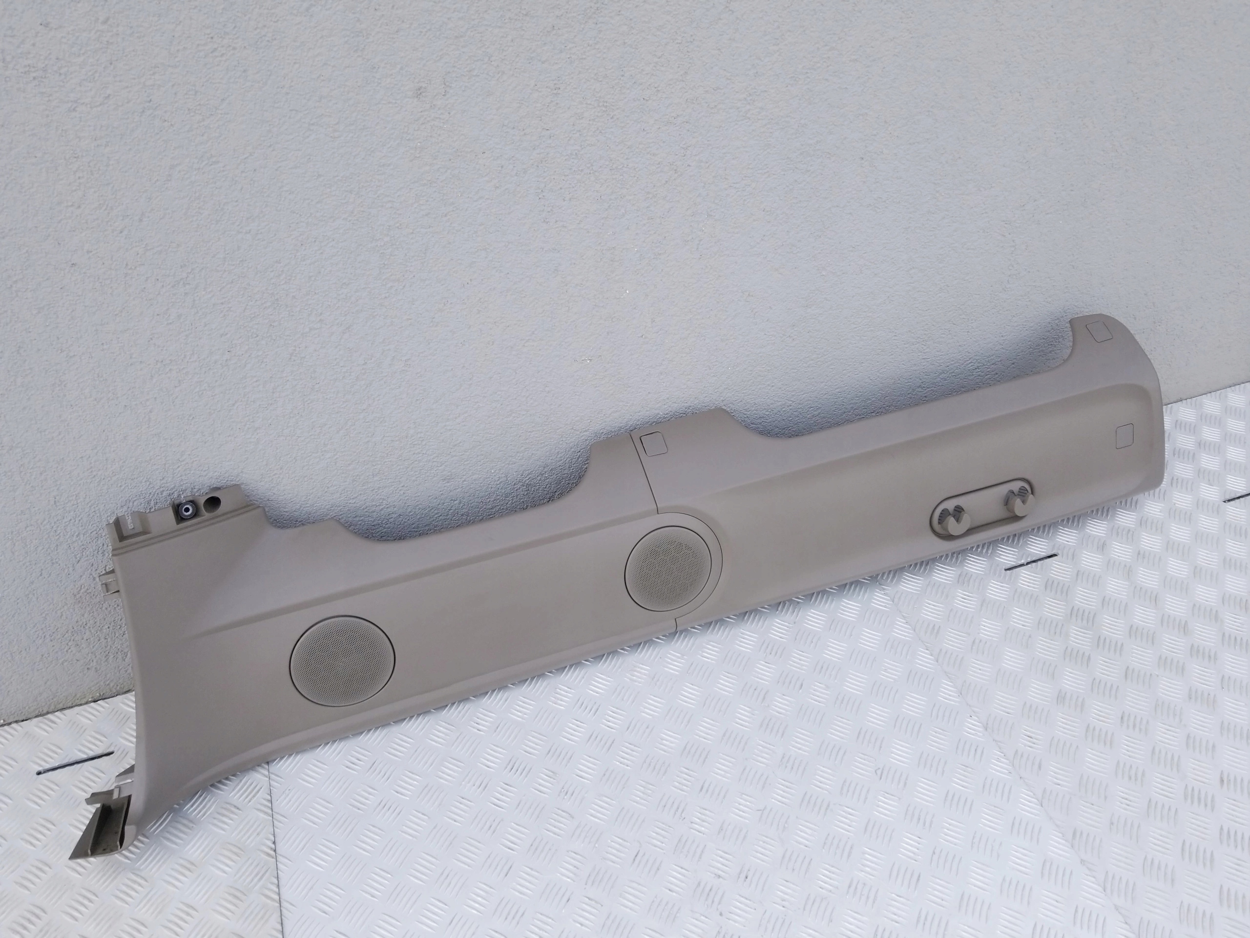 SCHOWEK BOCZEK KIESZEŃ GLOB KABINY DAF XF 105 - obrazek 2