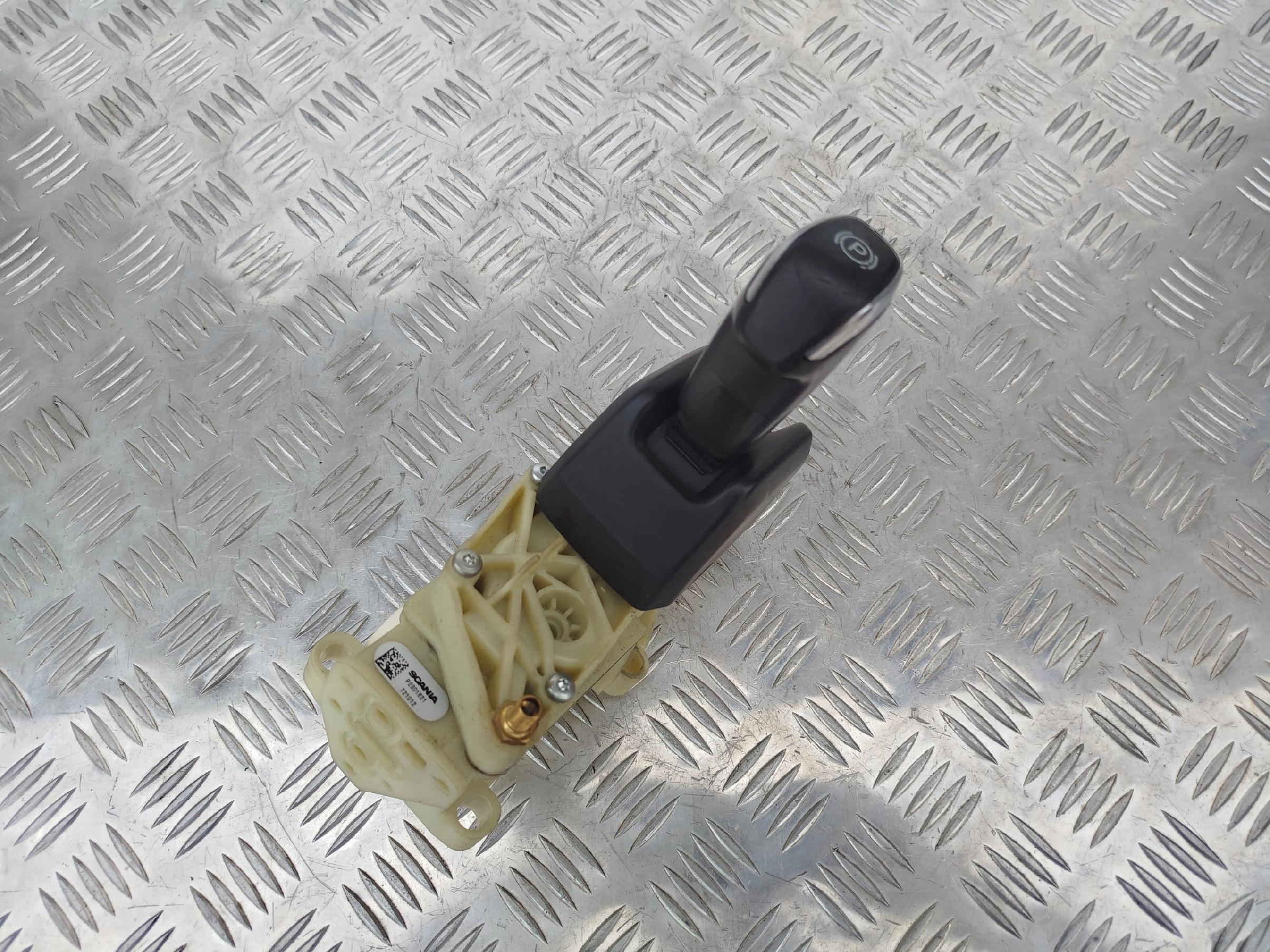 DZWIGNIA HAMULCA RĘCZNEGO SCANIA R S NTG - obrazek 2