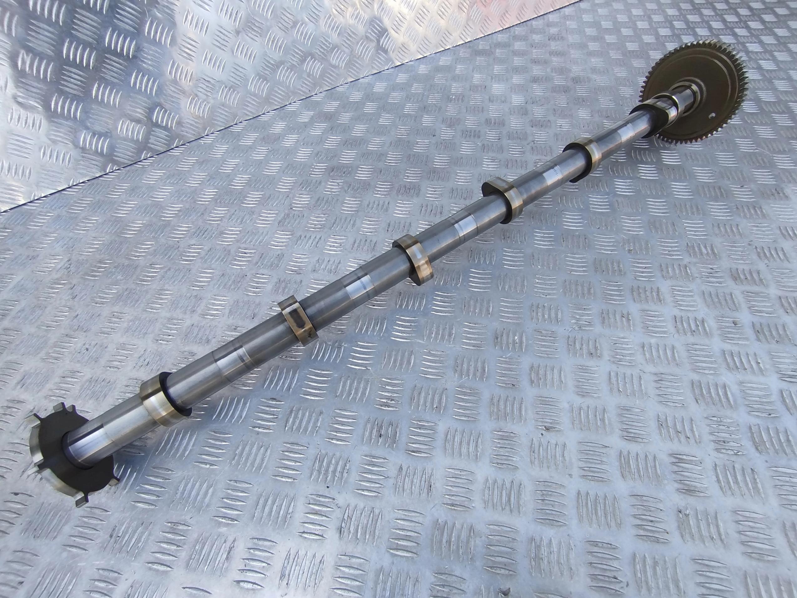 WAŁEK ROZRZĄDU WLOTOWY MX 11 DAF XF 450 LIFT - obrazek 2