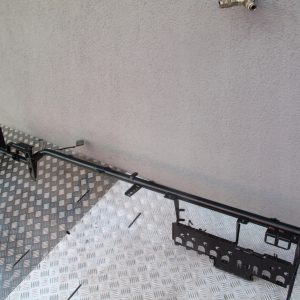 STELAŻ POD DESKĘ ROZDZIELCZĄ SCANIA R