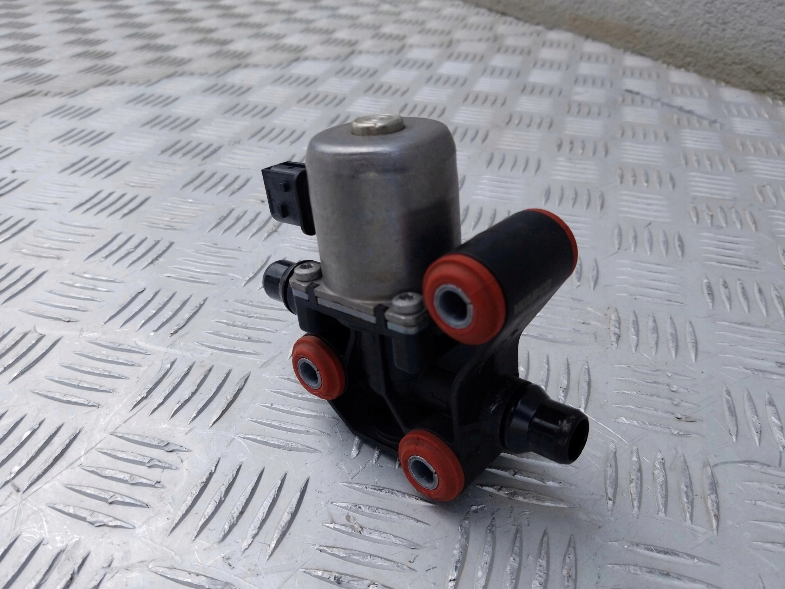 PODGRZEWACZ AD BLUE DAF CF 450 LIFT 2019 R - obrazek 2