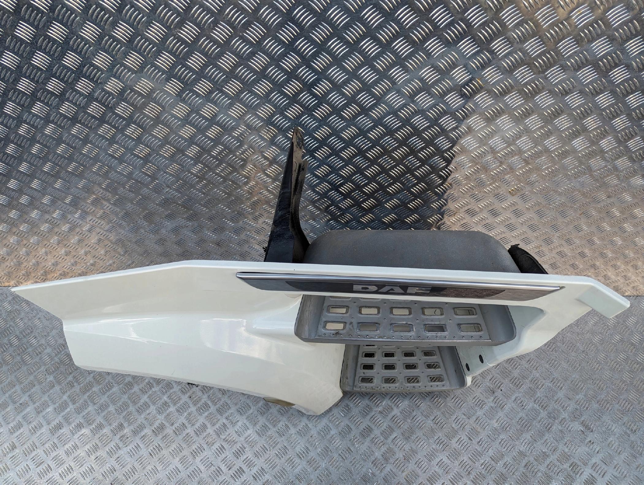 STOPNICA STOPIEŃ SCHODY DAF XF 106 LIFT - obrazek 8