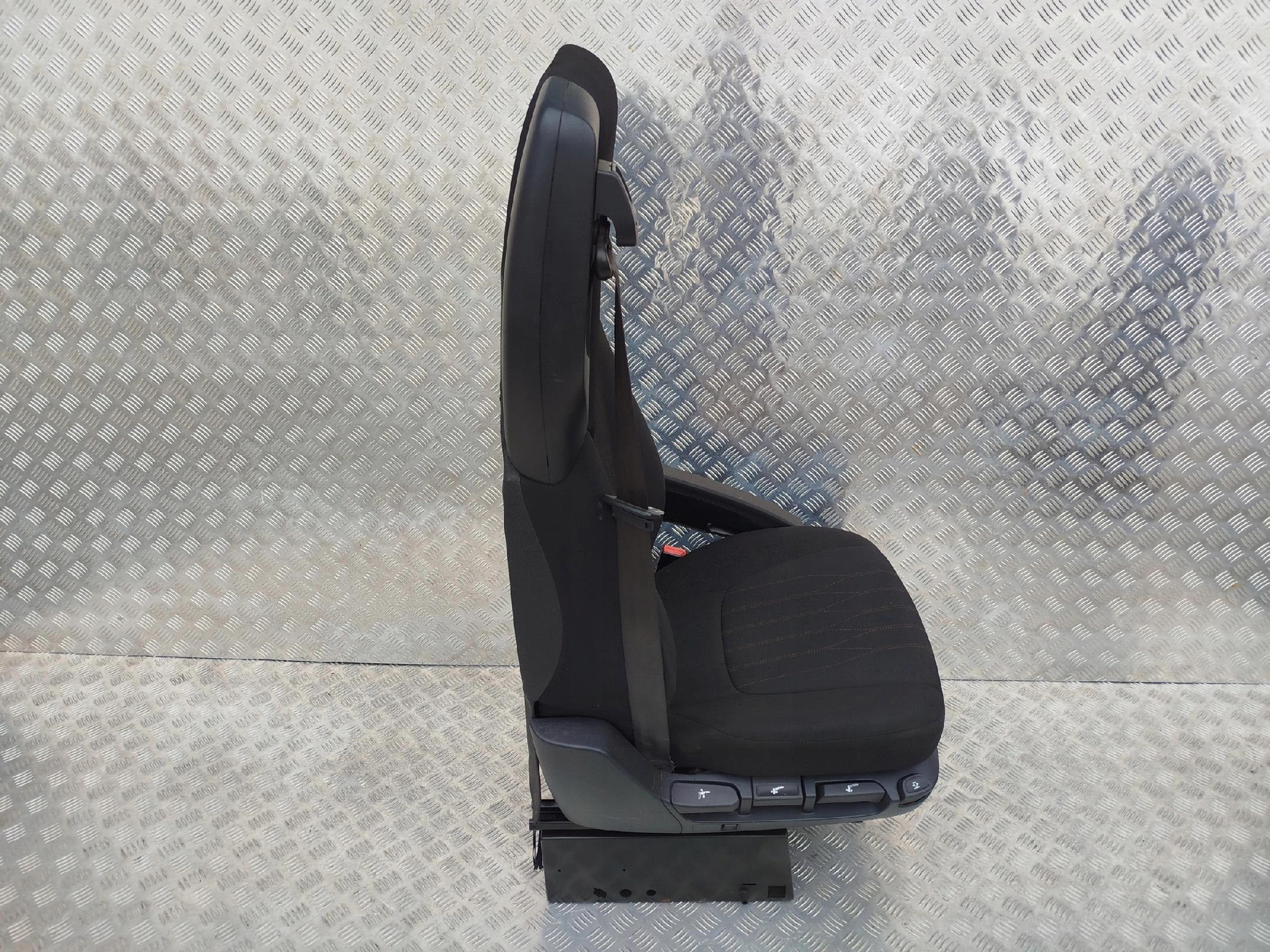 FOTEL PASAŻERA PNEUMATYCZNY DAF XF 106 LIFT - obrazek 6