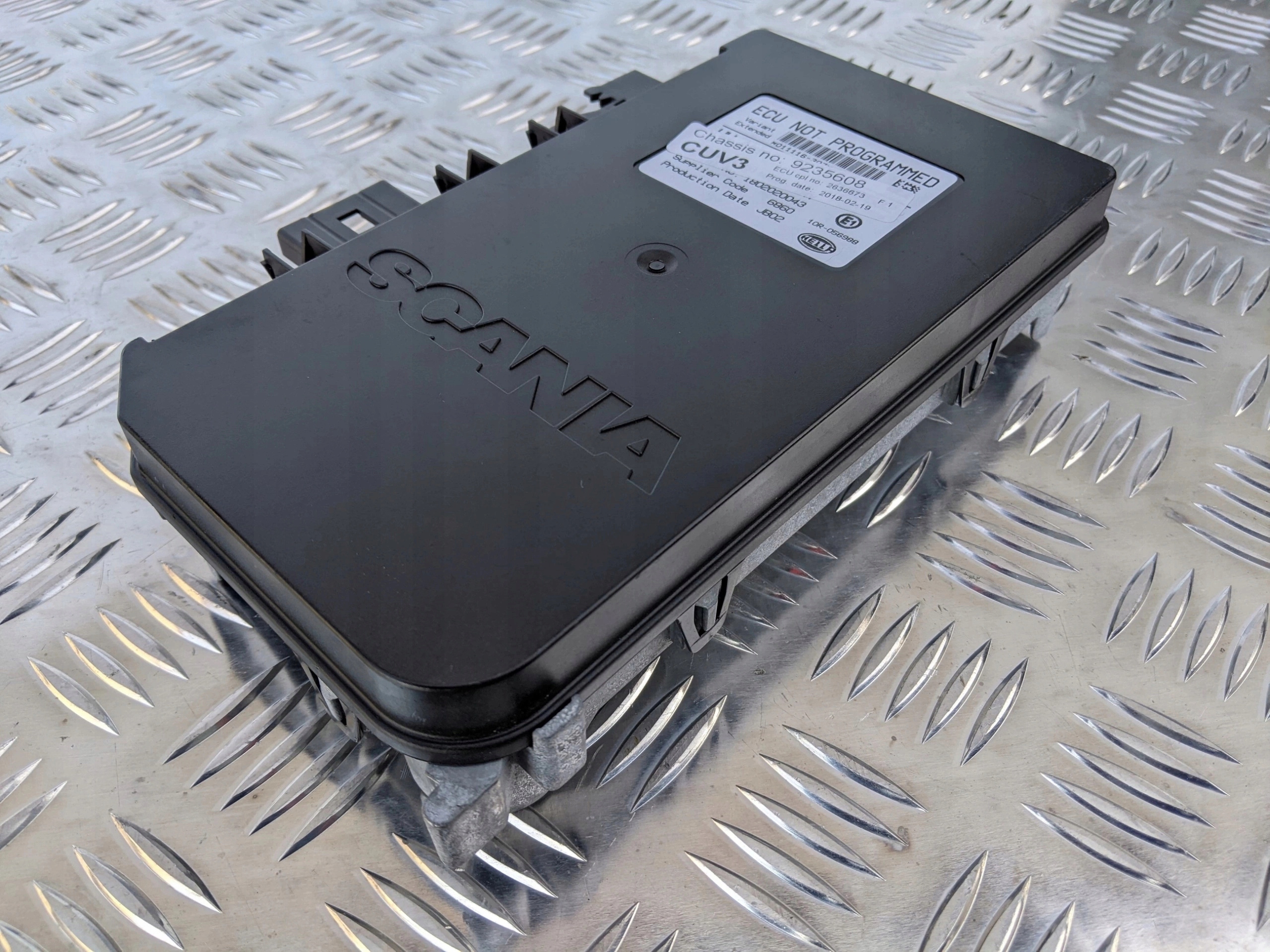 STEROWNIK ŚWIATEŁ VIS CUV3 SCANIA R S OD 2017 - obrazek 3