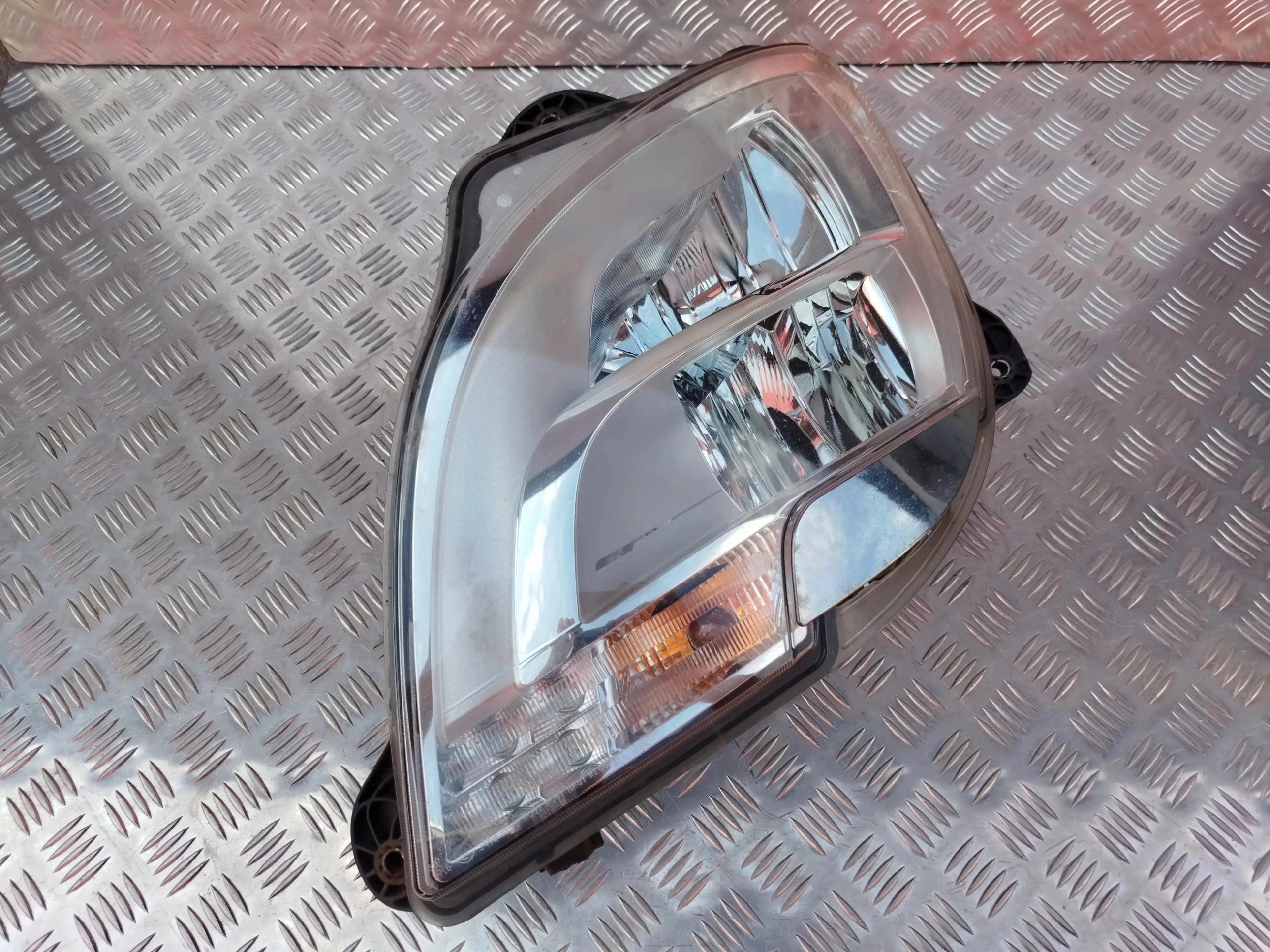 LAMPA PRZEDNIA LEWA DAF XF 106