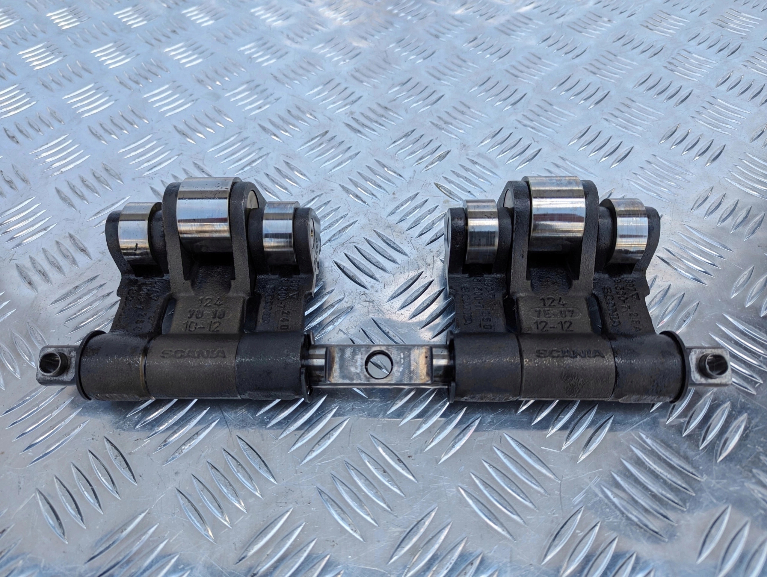 ROLKI POPYCHACZY SCANIA HPI - obrazek 2