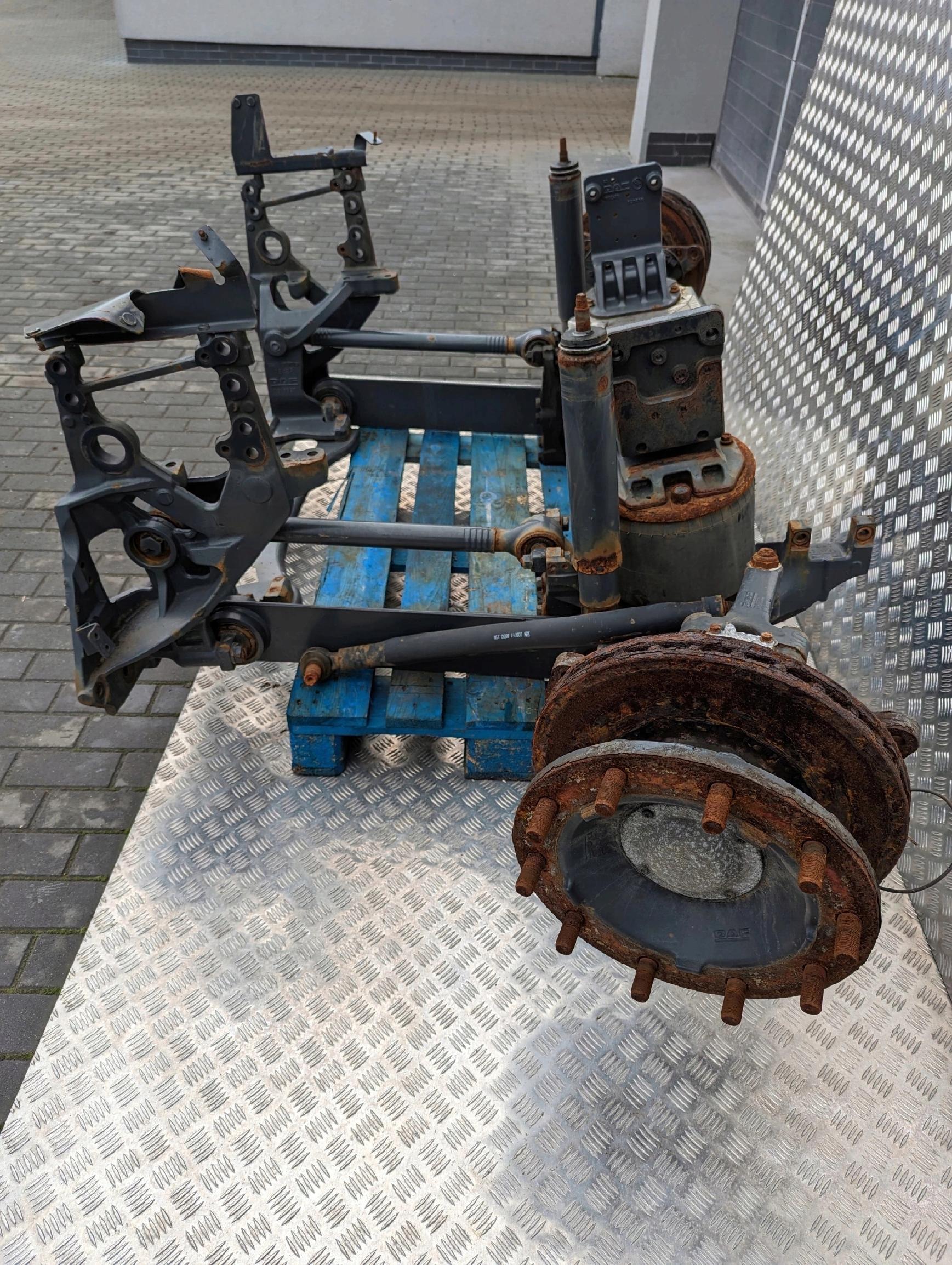 BELKA PRZEDNIA DAF XF 106 - obrazek 4