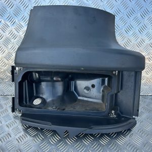 OBUDOWA OKULAR LAMPY REFLEKTORA LEWY SCANIA R