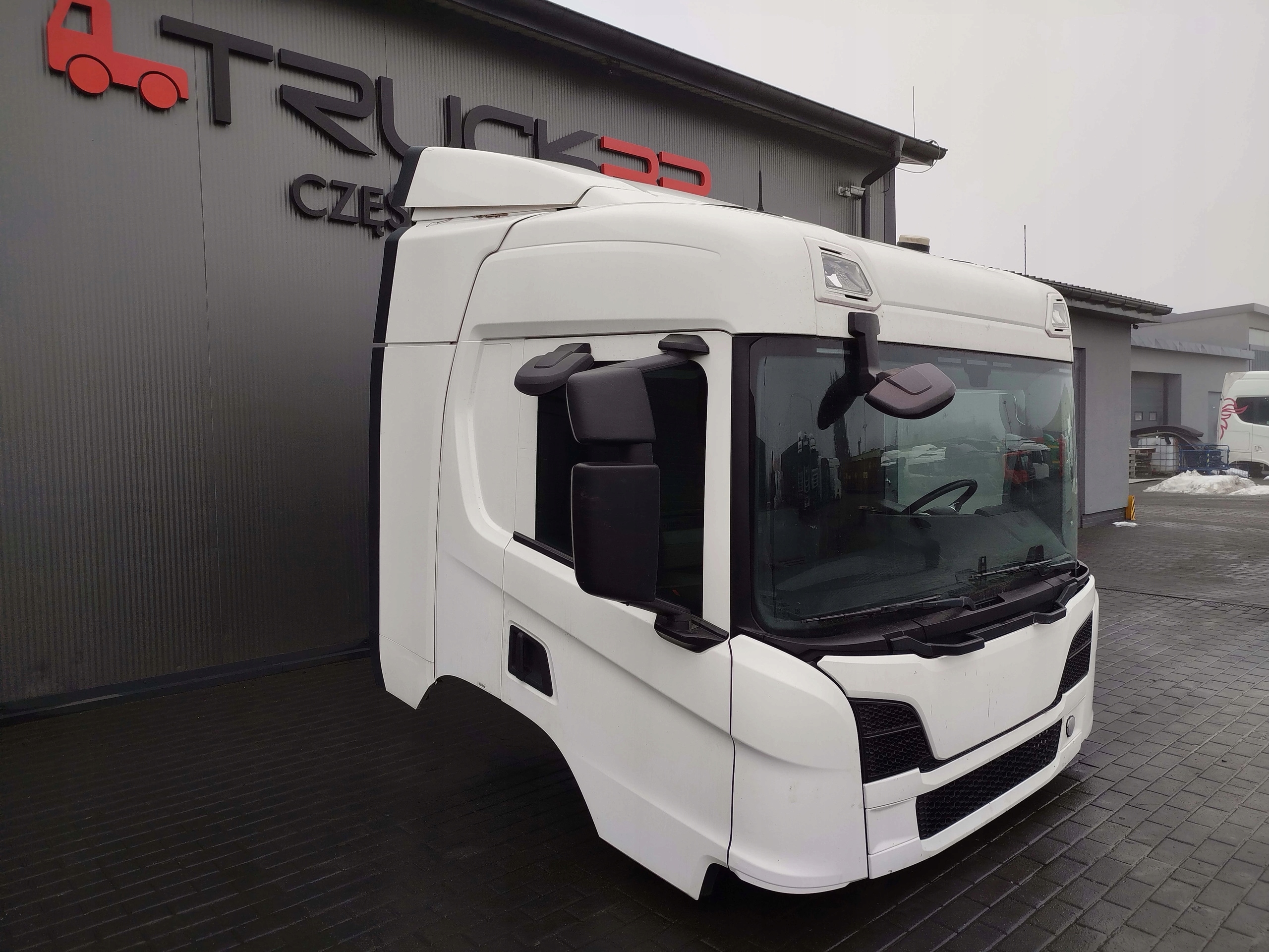 KABINA SCANIA P CP17 NTG - obrazek 2