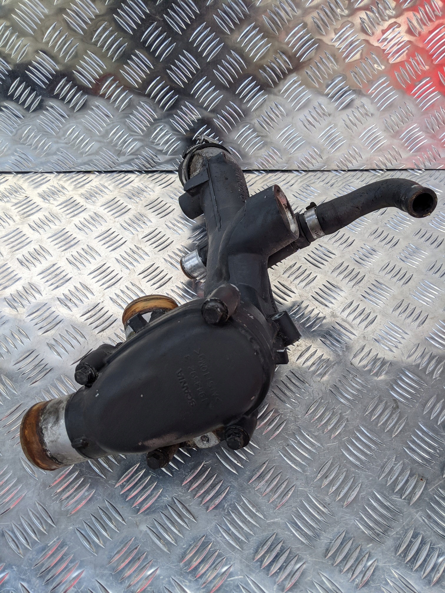 TERMOSTAT OBUDOWA KRÓCIEC SCANIA V8 DC16 XPI EURO - obrazek 4