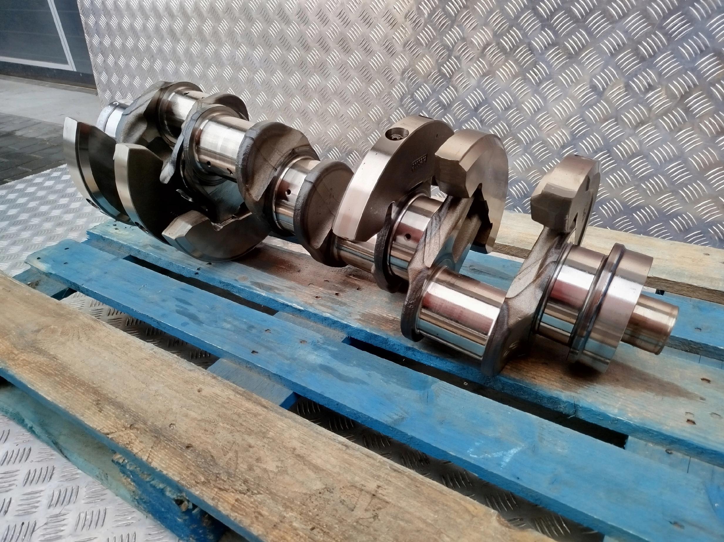 WAŁ KORBOWY SCANIA V8 EURO 6 - obrazek 2