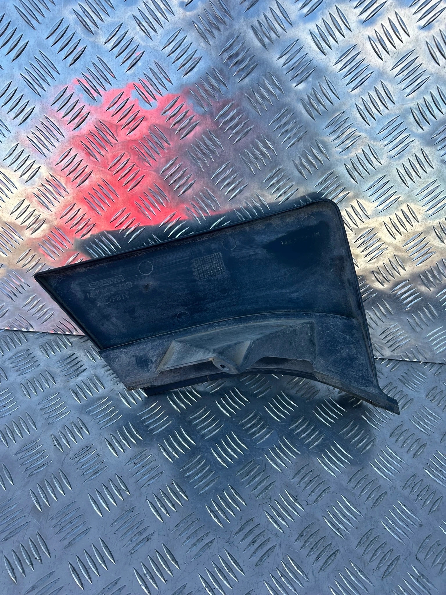 TRÓJKĄT NADKOLA PRAWY SCANIA R - obrazek 2