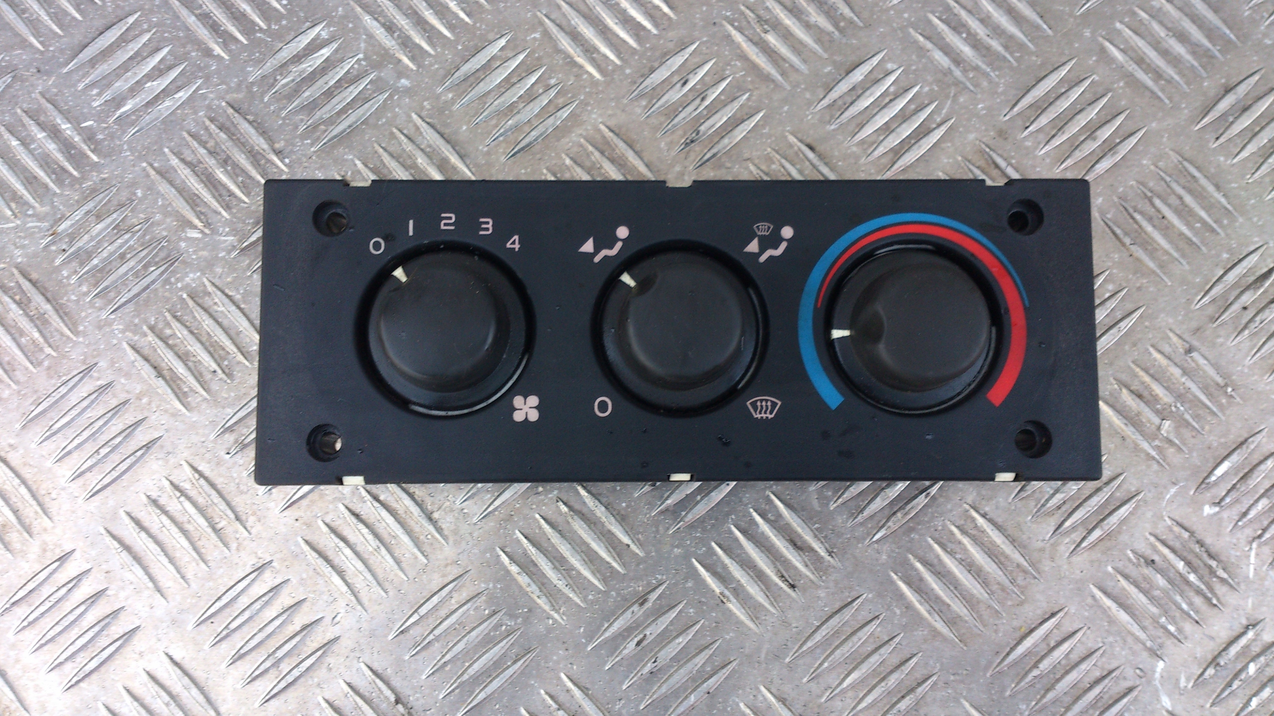 PANEL KOKPITU STEROWANIA OGRZEWANIEM DAF XF 105