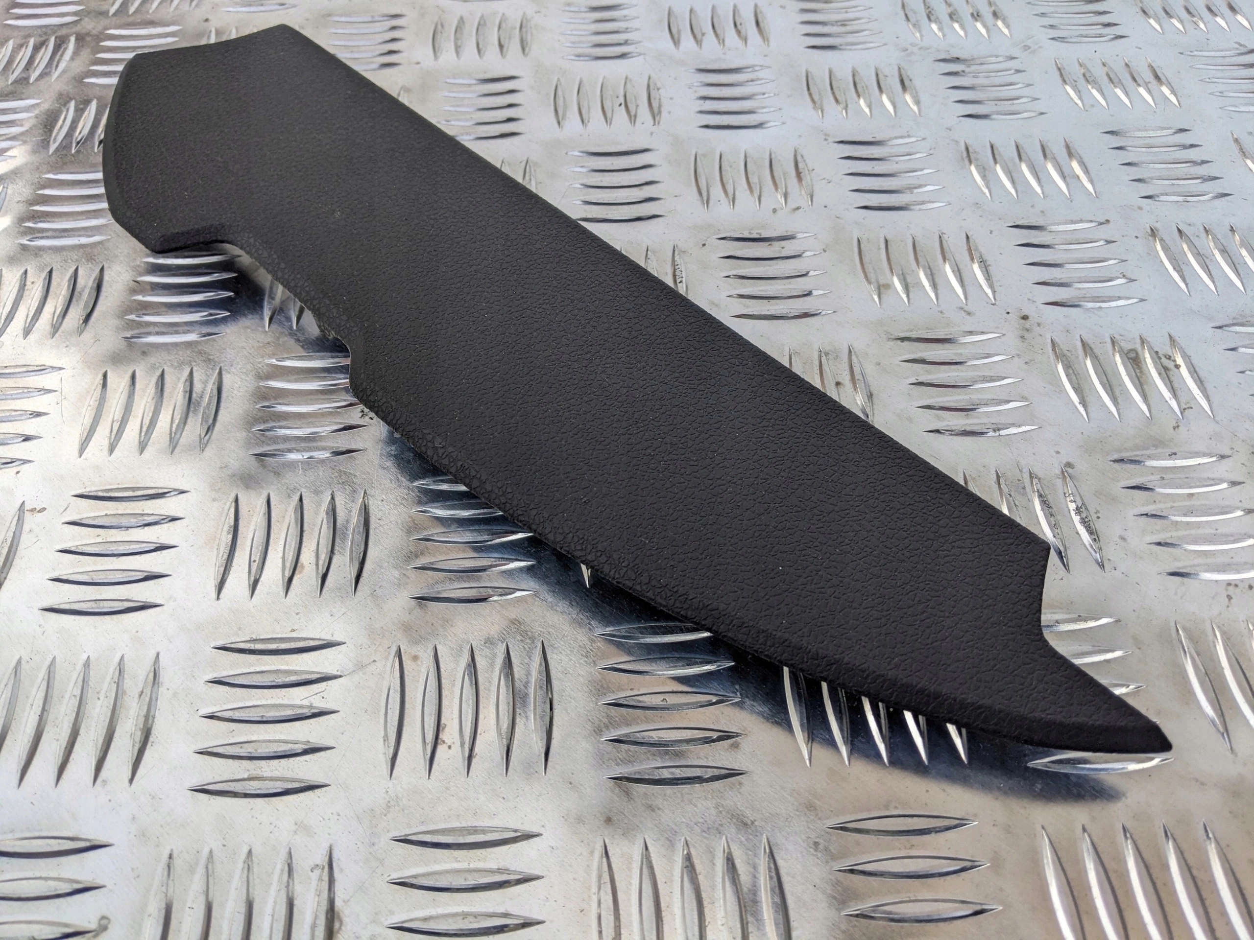 ZAŚLEPKA PRZEKAŹNIKÓW BEZPIECZNIKÓW SCANIA NTG