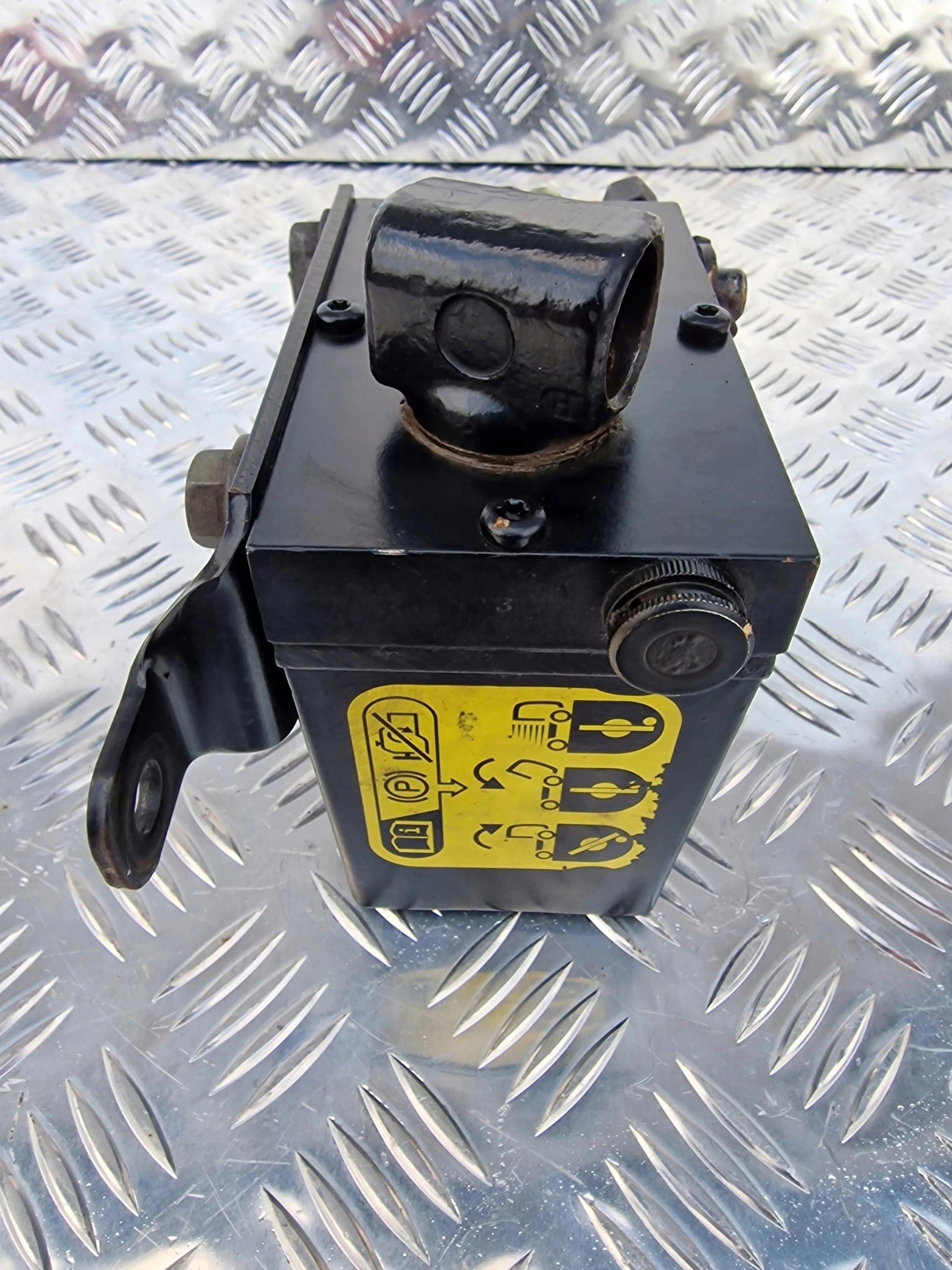 POMPA PODNOSZENIA WYWROTU KABINY DAF XF 106 - obrazek 4