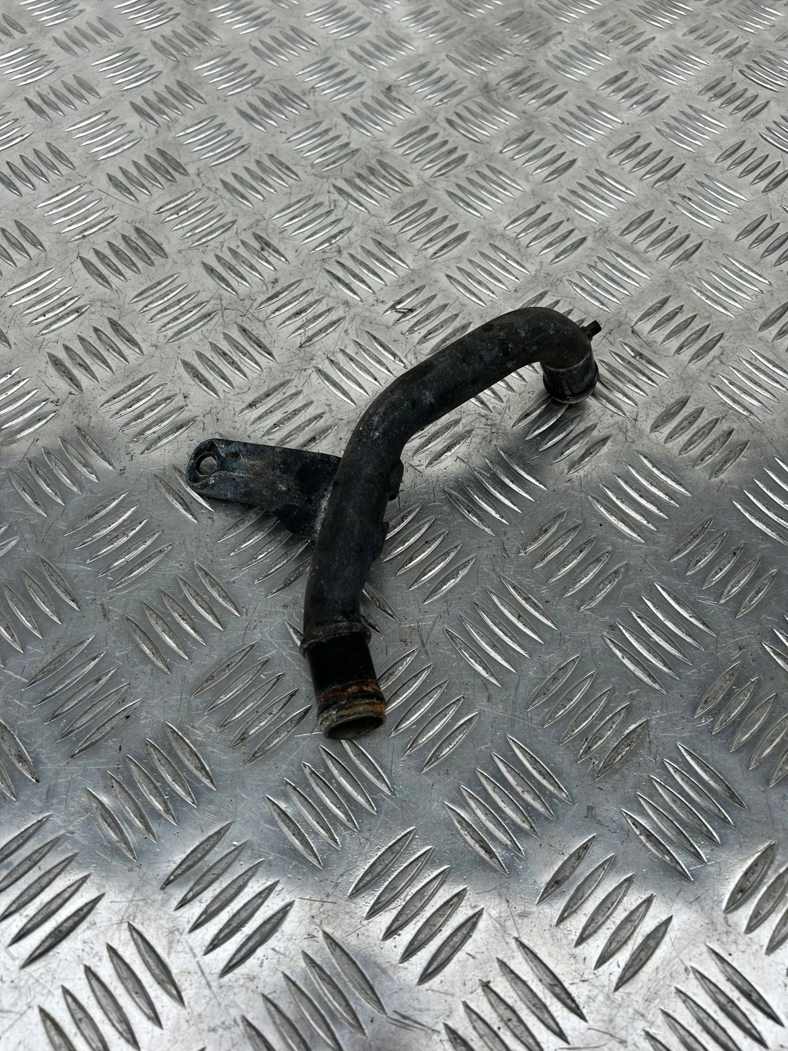 RURKA PRZEWÓD WODY SCANIA P NTG NOWY MODEL