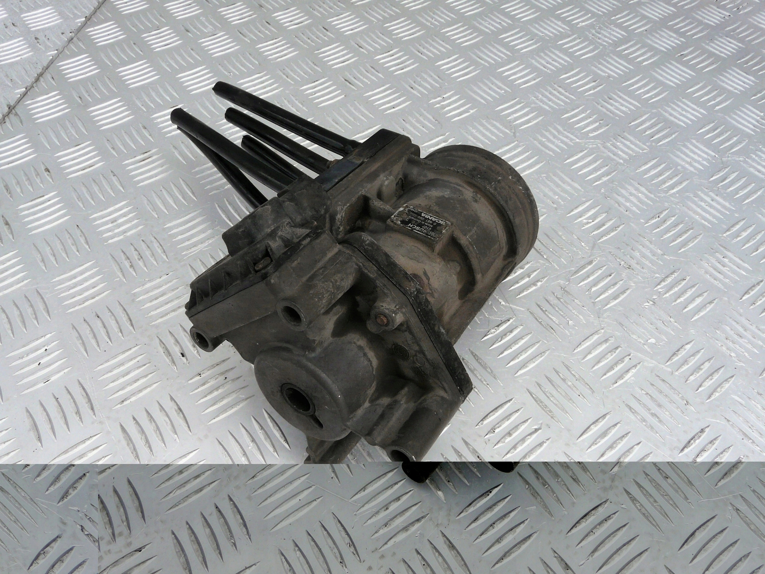 ZAWÓR GŁÓWNY HAMULCA SCANIA 4 - obrazek 2