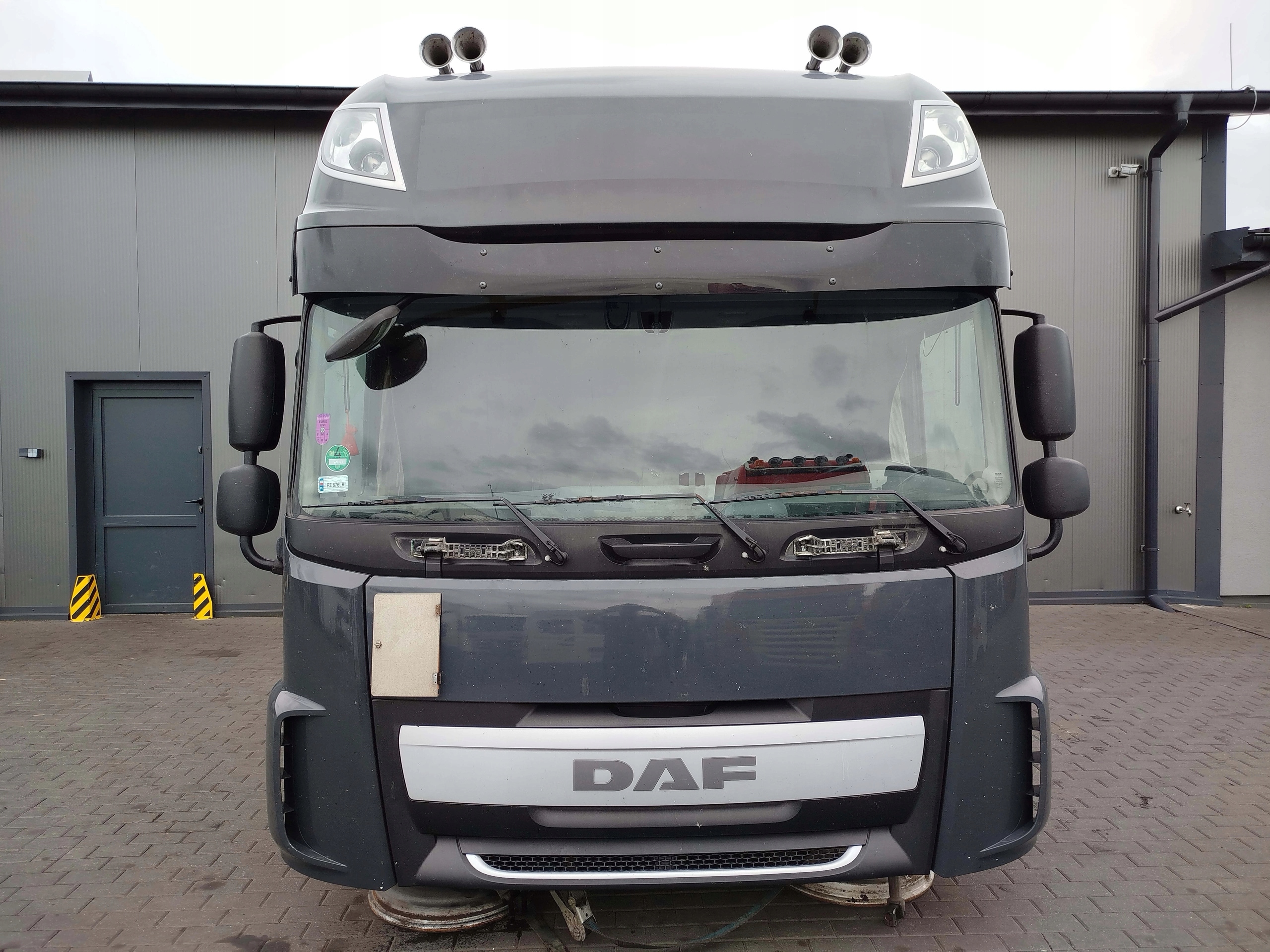 KABINA DAF XF 106