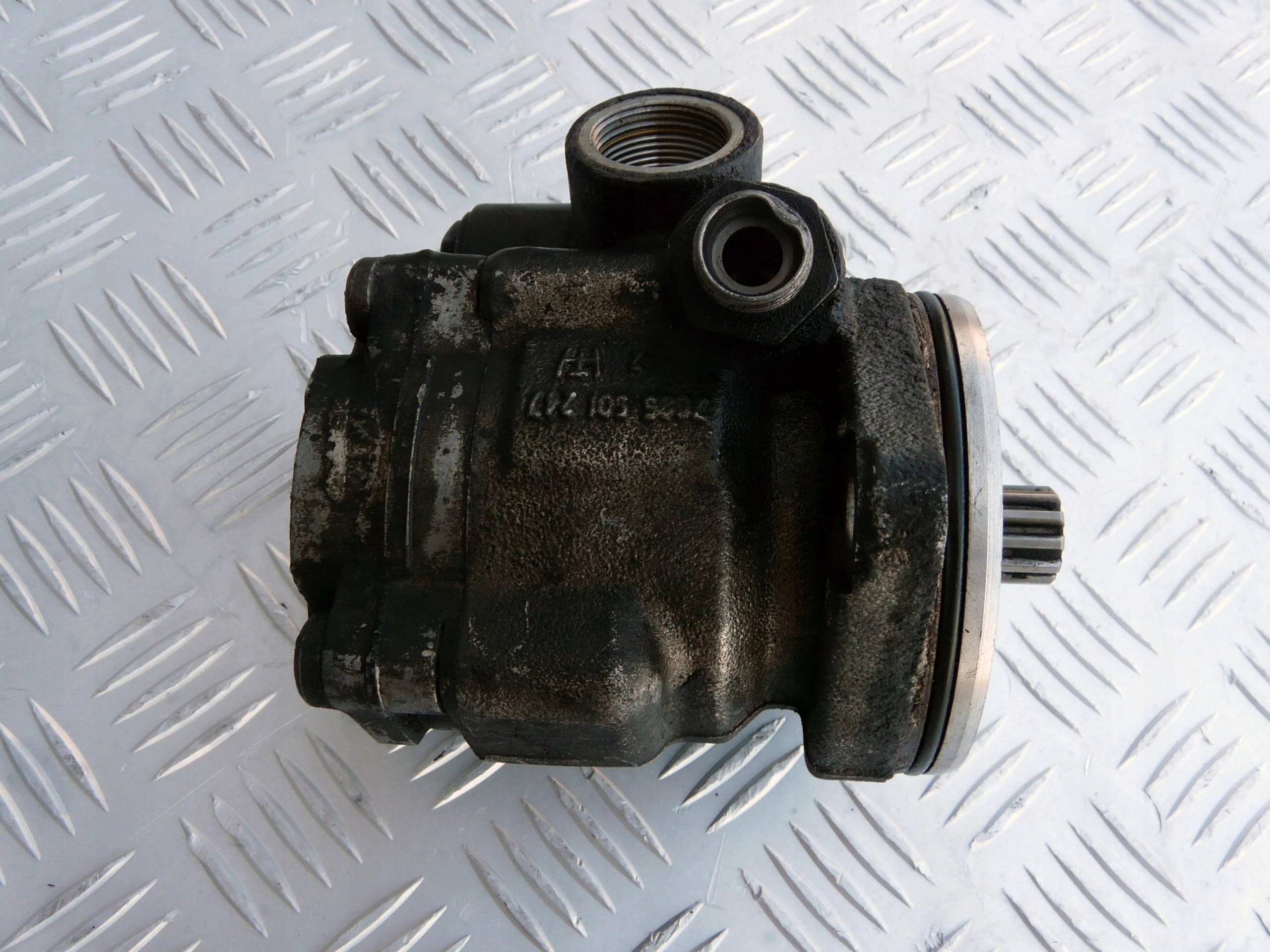 POMPA WSPOMAGANIA PALIWA DAF XF 106 - obrazek 3