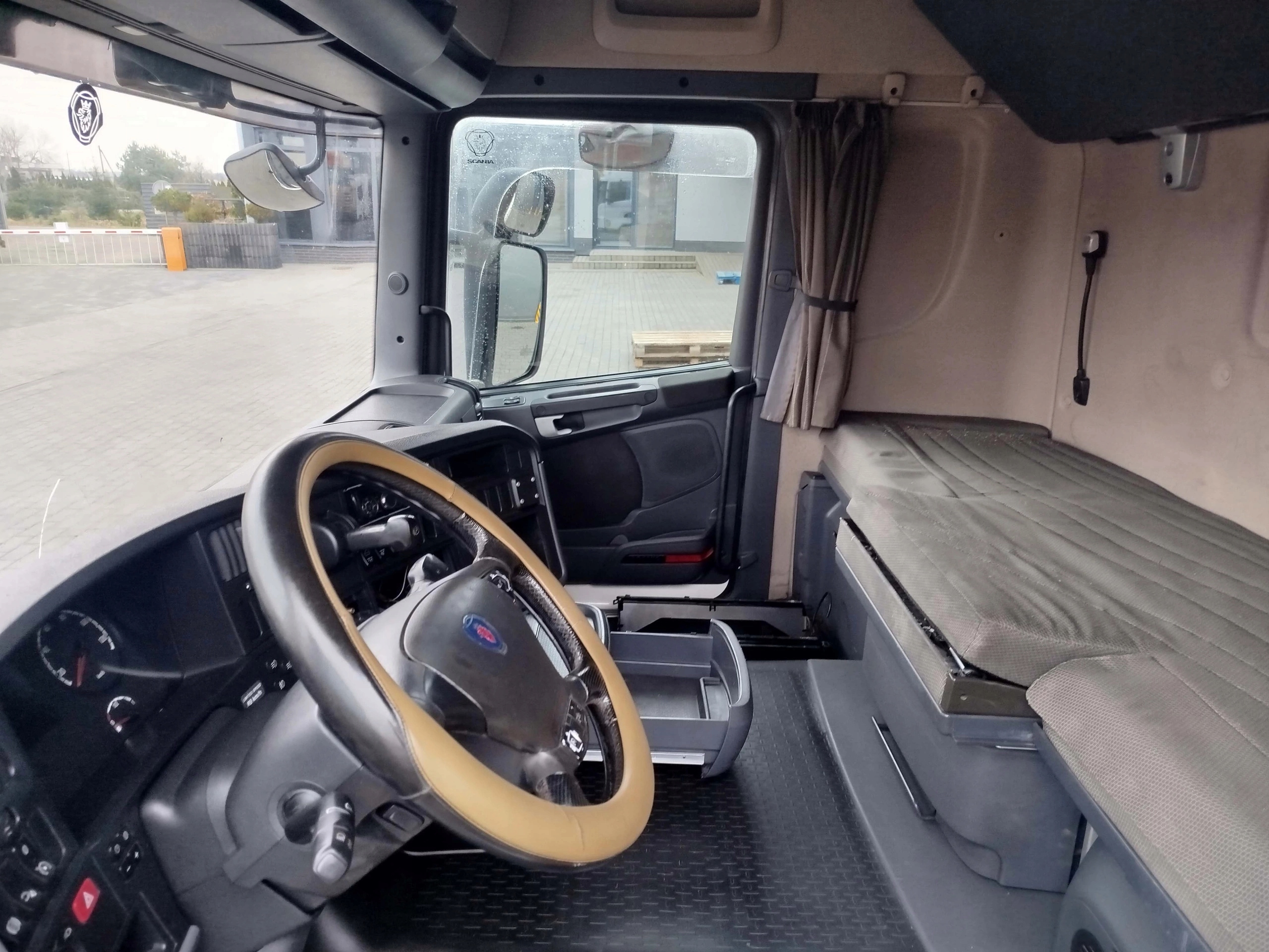 KABINA SCANIA R HPI HIGHLINE 2011 ROK - obrazek 8