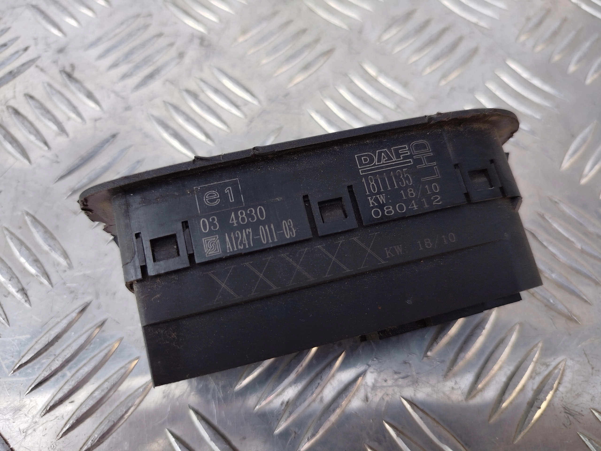 PANEL STEROWANIA SZYB LUSTEREK PRZYCISKI DAF XF 106 - obrazek 3