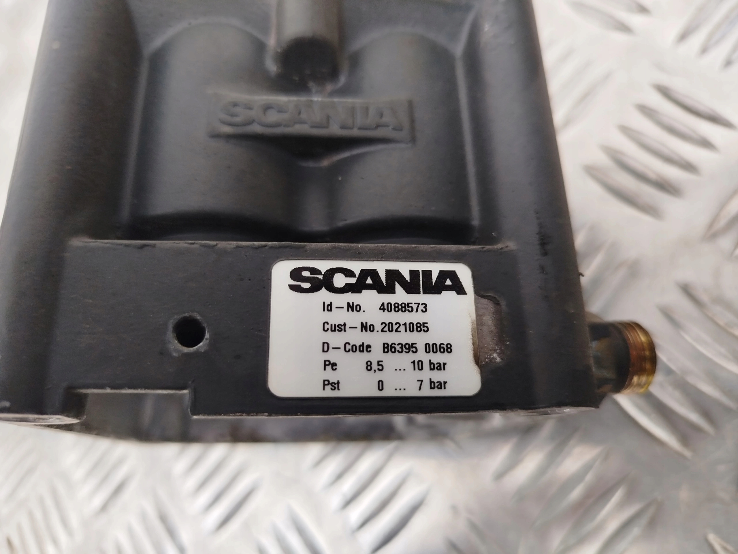 ZAWÓR KOSTKA EGR SCANIA R - obrazek 5