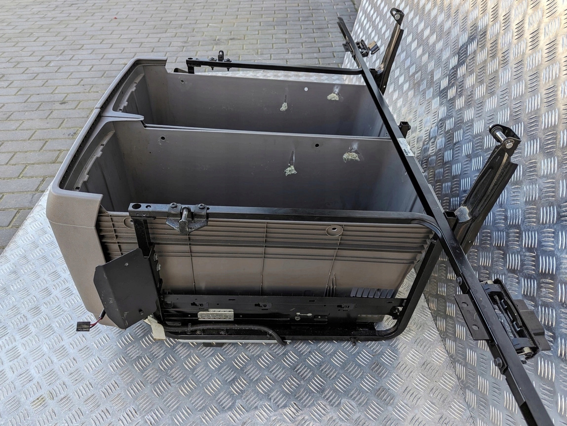 STELAŻ LODÓWKI POD ŁÓŻKO SCANIA S NTG - obrazek 3