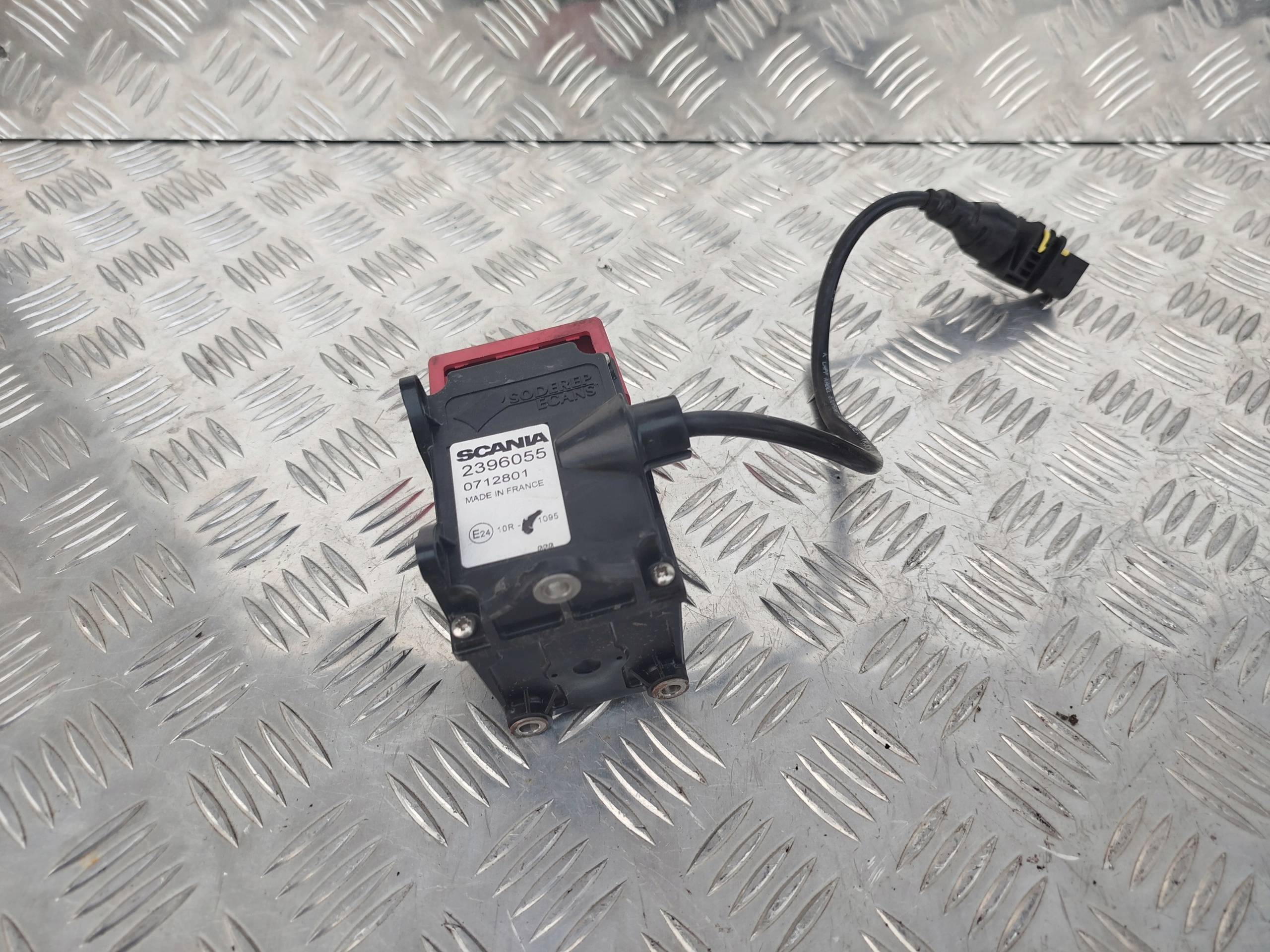 PRZEKAZNIK CEWKA STARTOWA SCANIA EURO 6 - obrazek 2