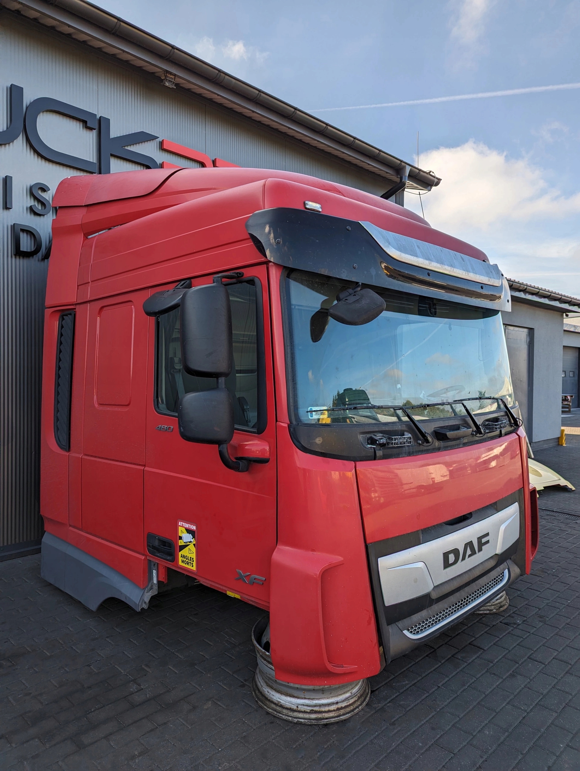 KABINA DAF XF 106 LIFT