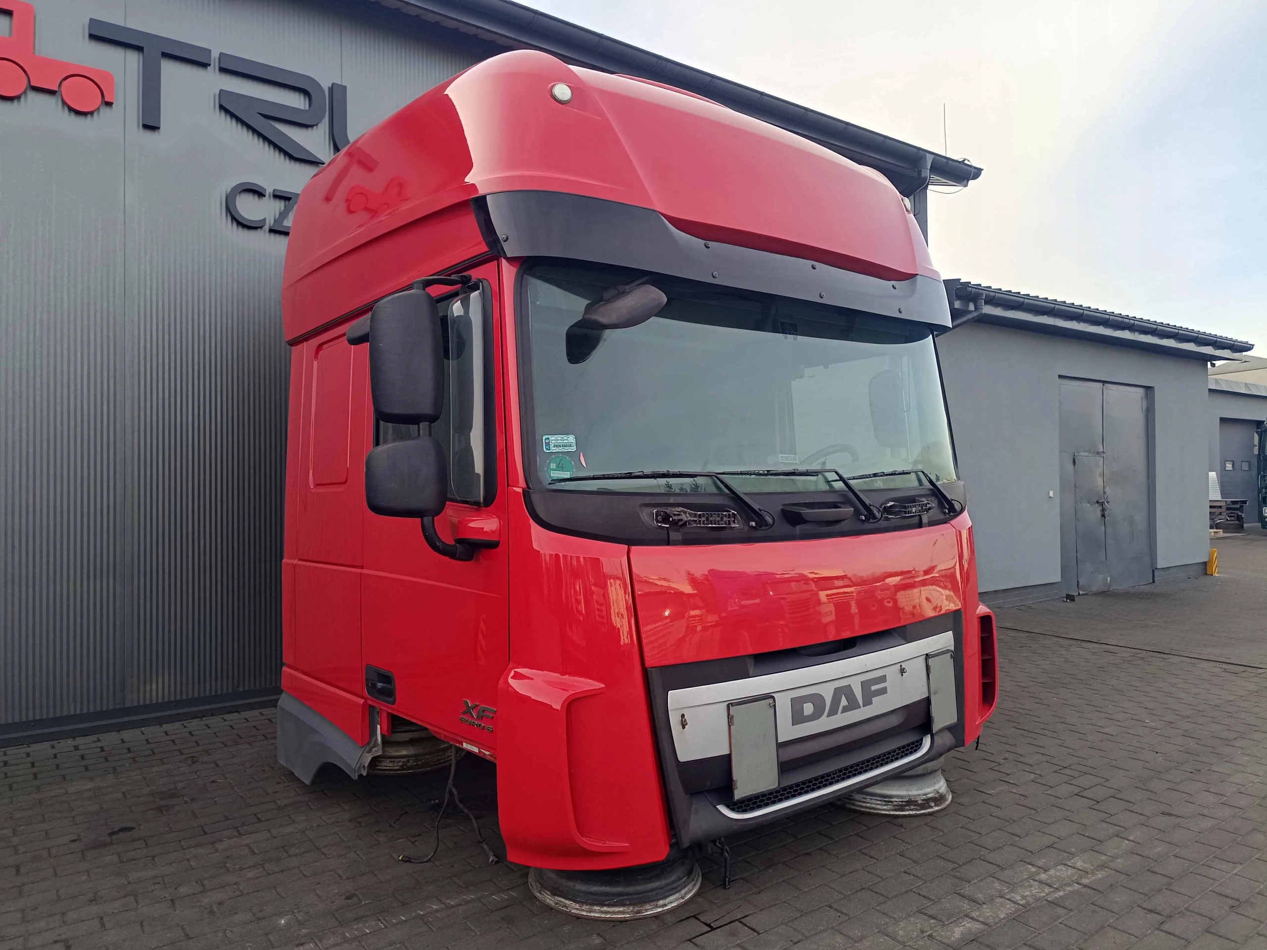 KABINA DAF XF 106 480 LIFT SSC - obrazek 15