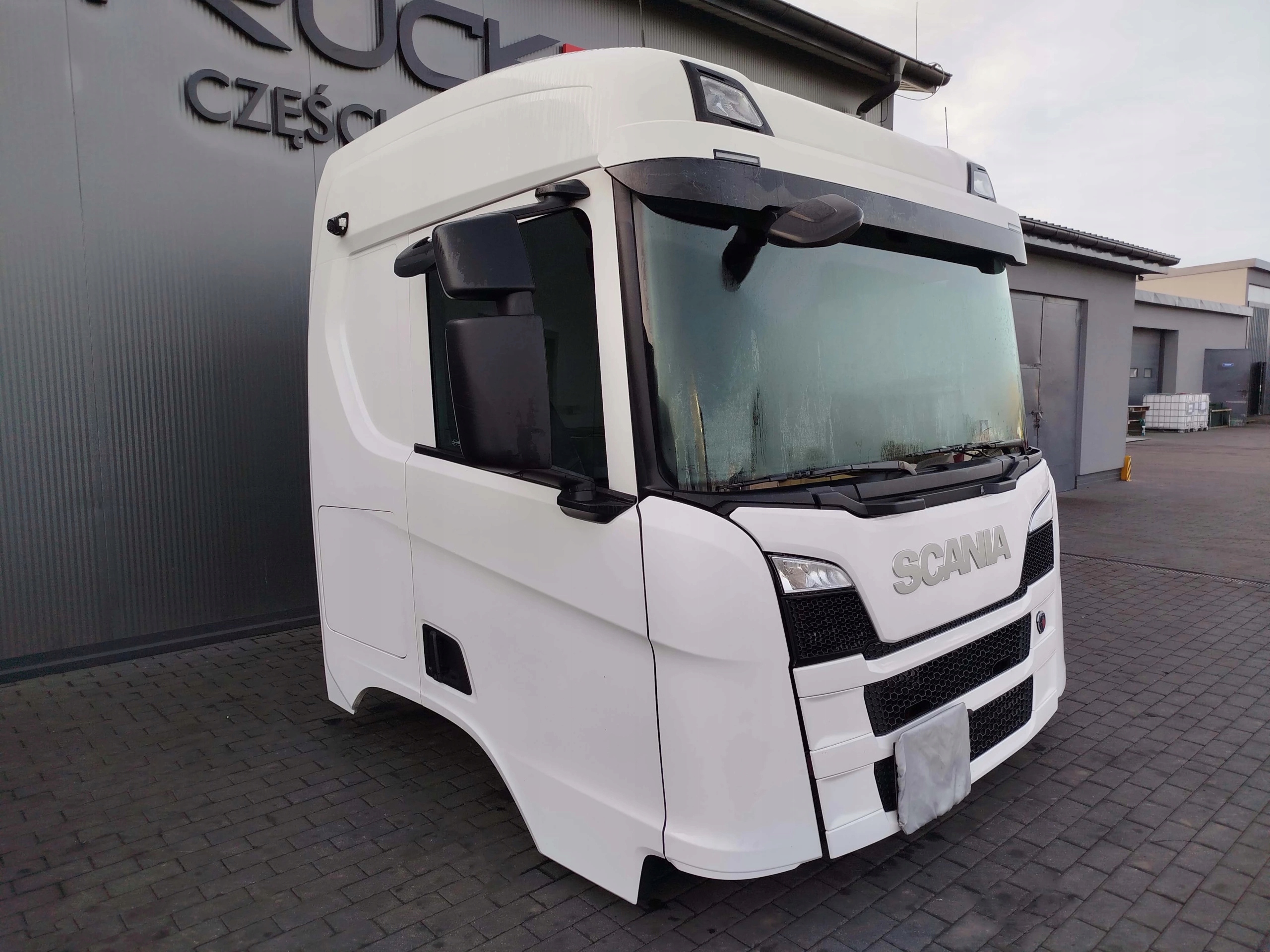 KABINA SCANIA R NTG CR 20 2021 ROK NISKI DACH - obrazek 2