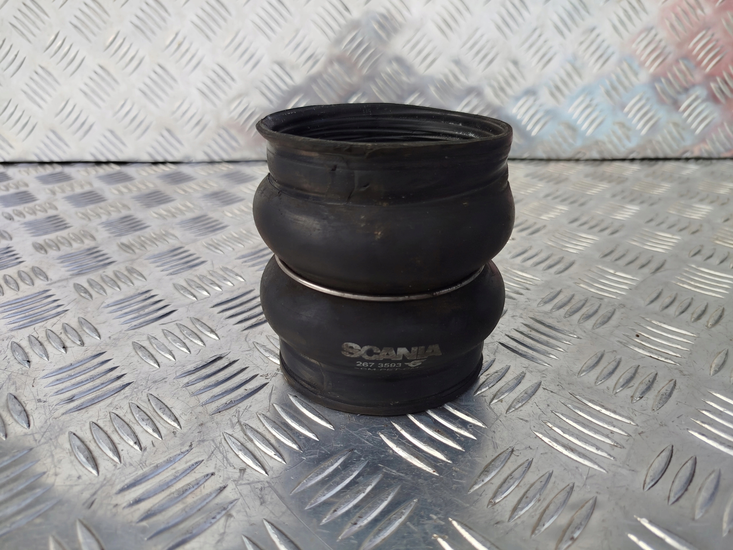 RURA GUMA ŁĄCZNIK INTERCOOLERA SCANIA NTG - obrazek 2