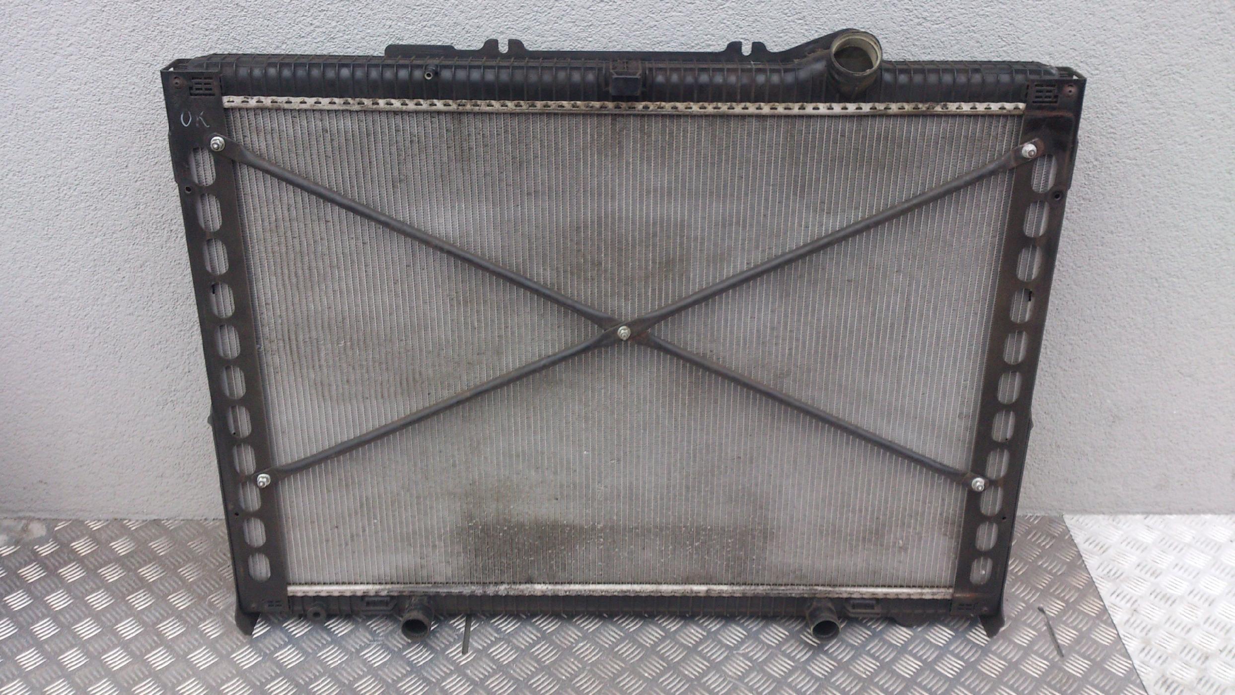 CHŁODNICA WODY PŁYNU CIECZY DAF CF 106