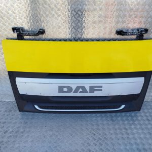 ATRAPA GÓRNA MASKA DAF XF 106