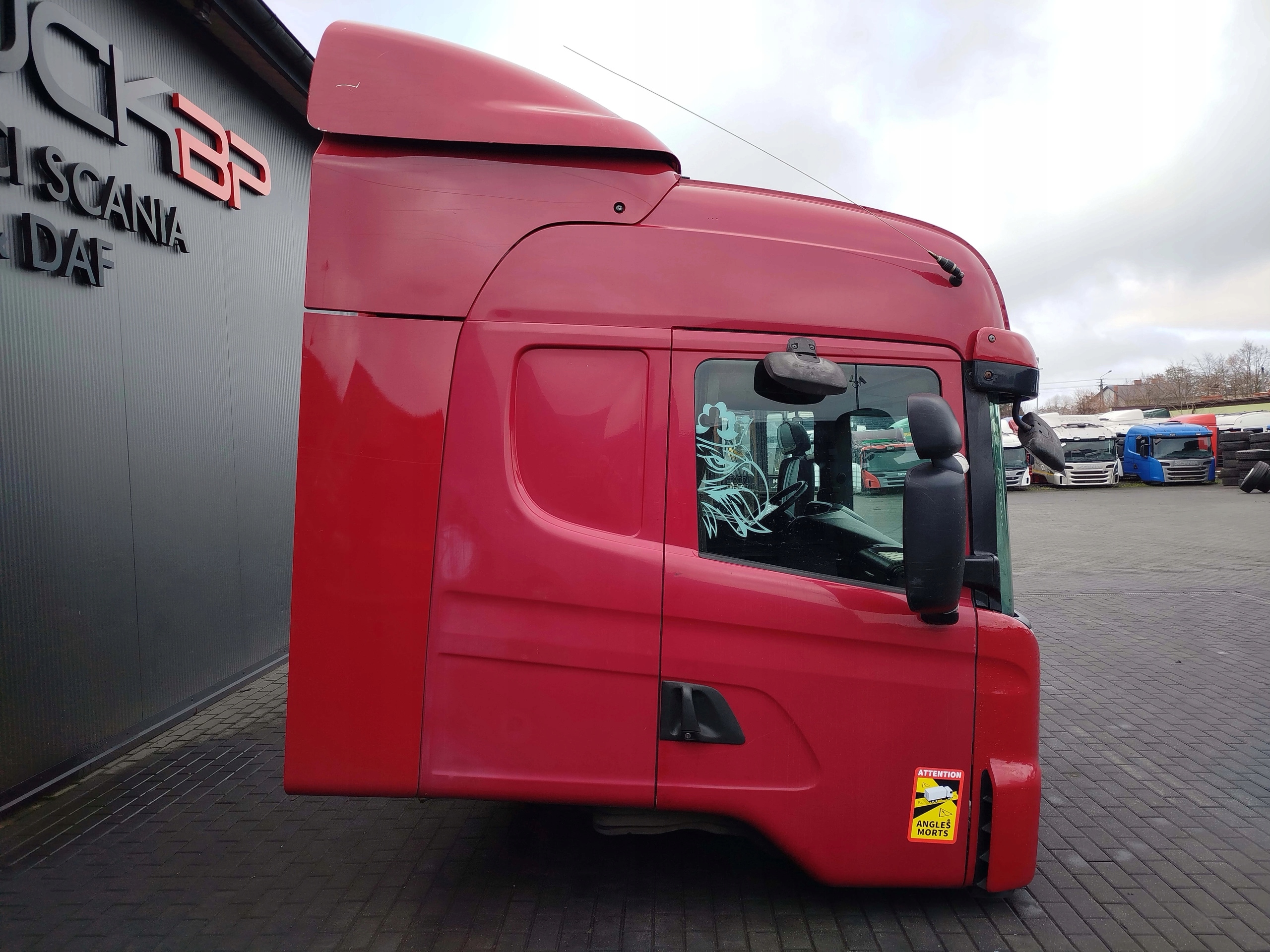 KABINA SCANIA R XPI HIGHLINE 2013 ROK - obrazek 3