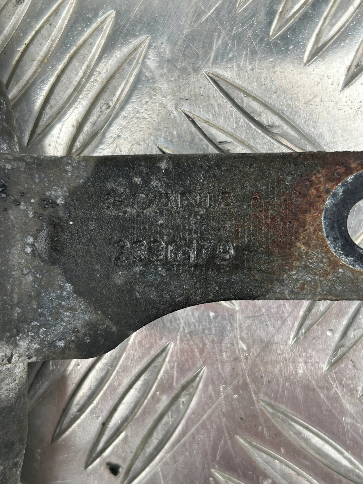 RURKA PRZEWÓD WODY SCANIA P NTG NOWY MODEL - obrazek 2