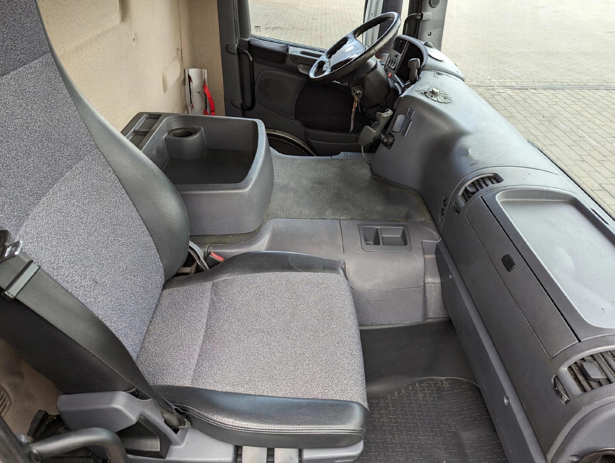 KABINA SCANIA CP14 DZIENNA - obrazek 6