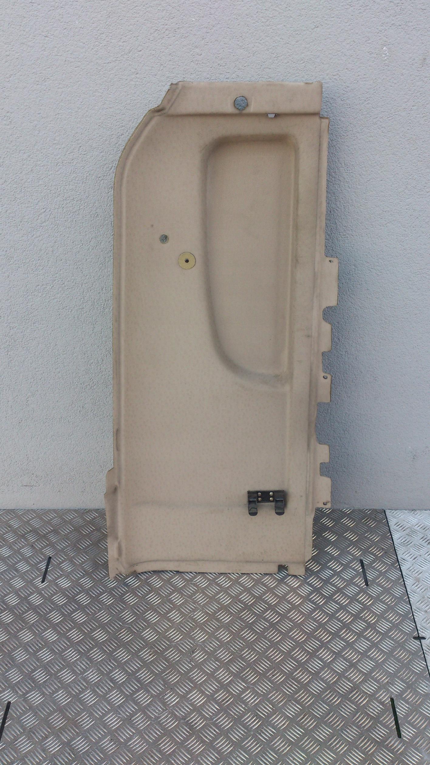 TAPICERKA BOCZNA KABINY SCANIA R CP 16 LEWA