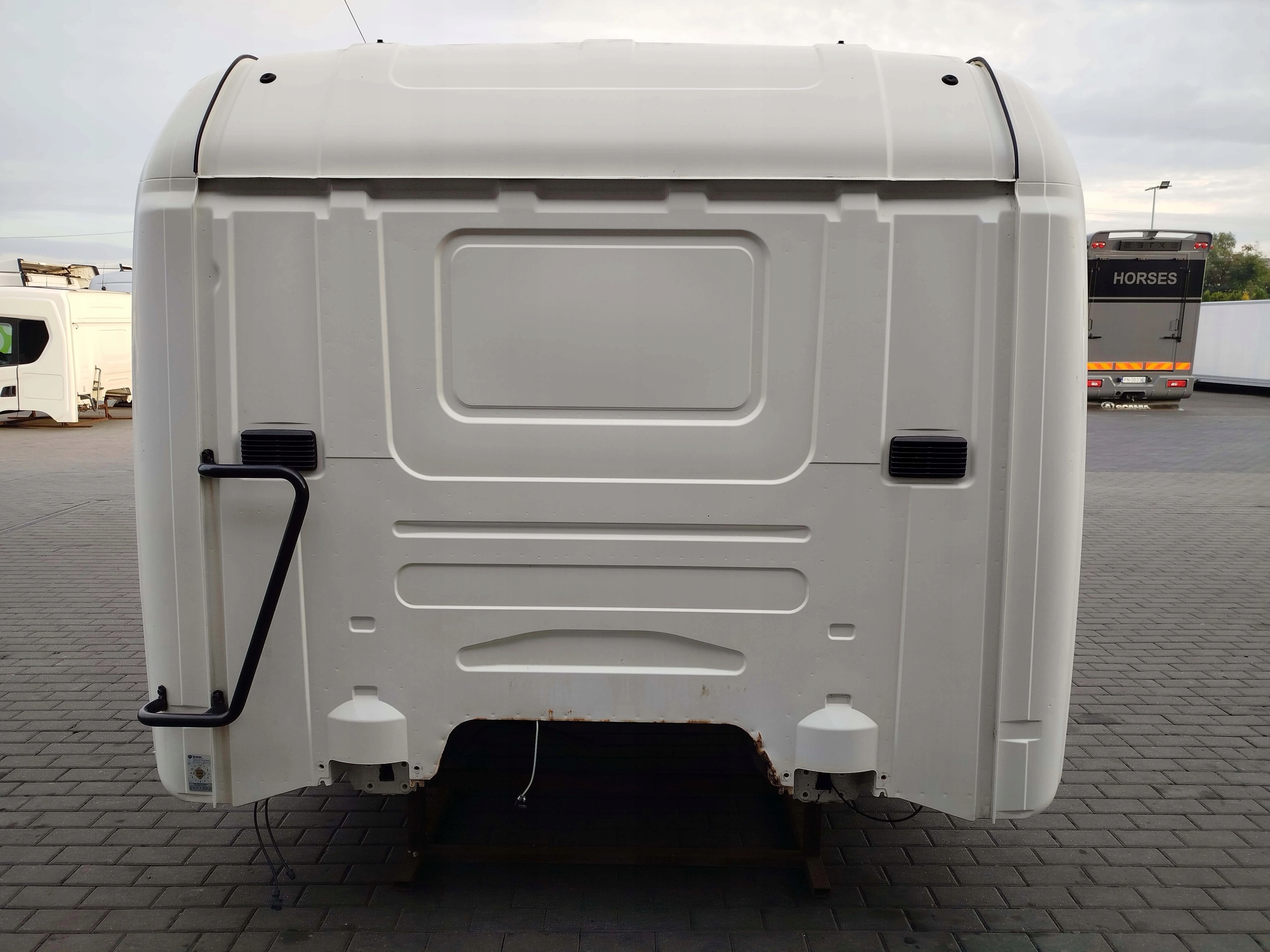 KABINA SCANIA CR 19 XPI STREAMLINE - obrazek 5