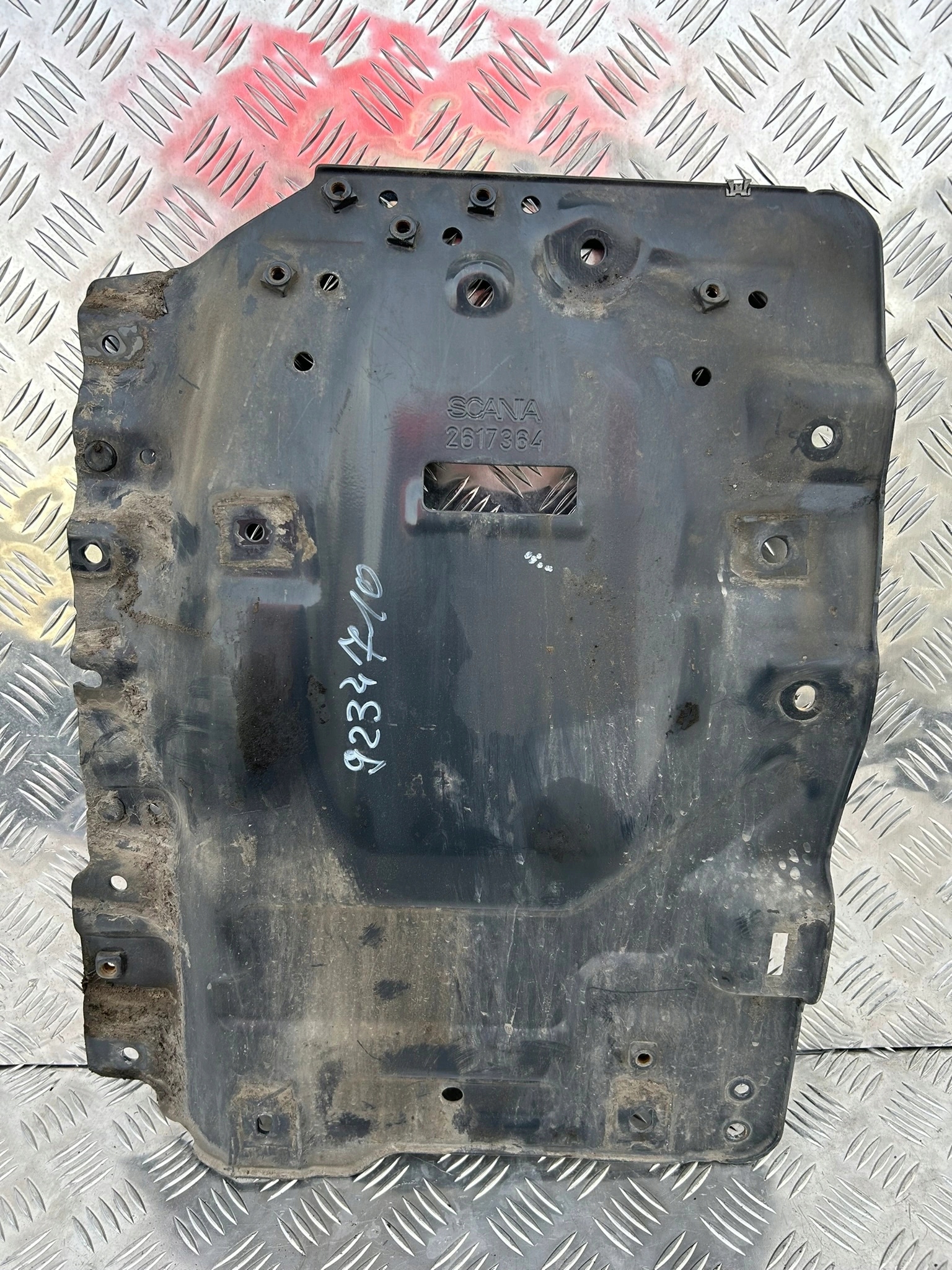 BLACHA WSPORNIK SCANIA NTG NOWY MODEL