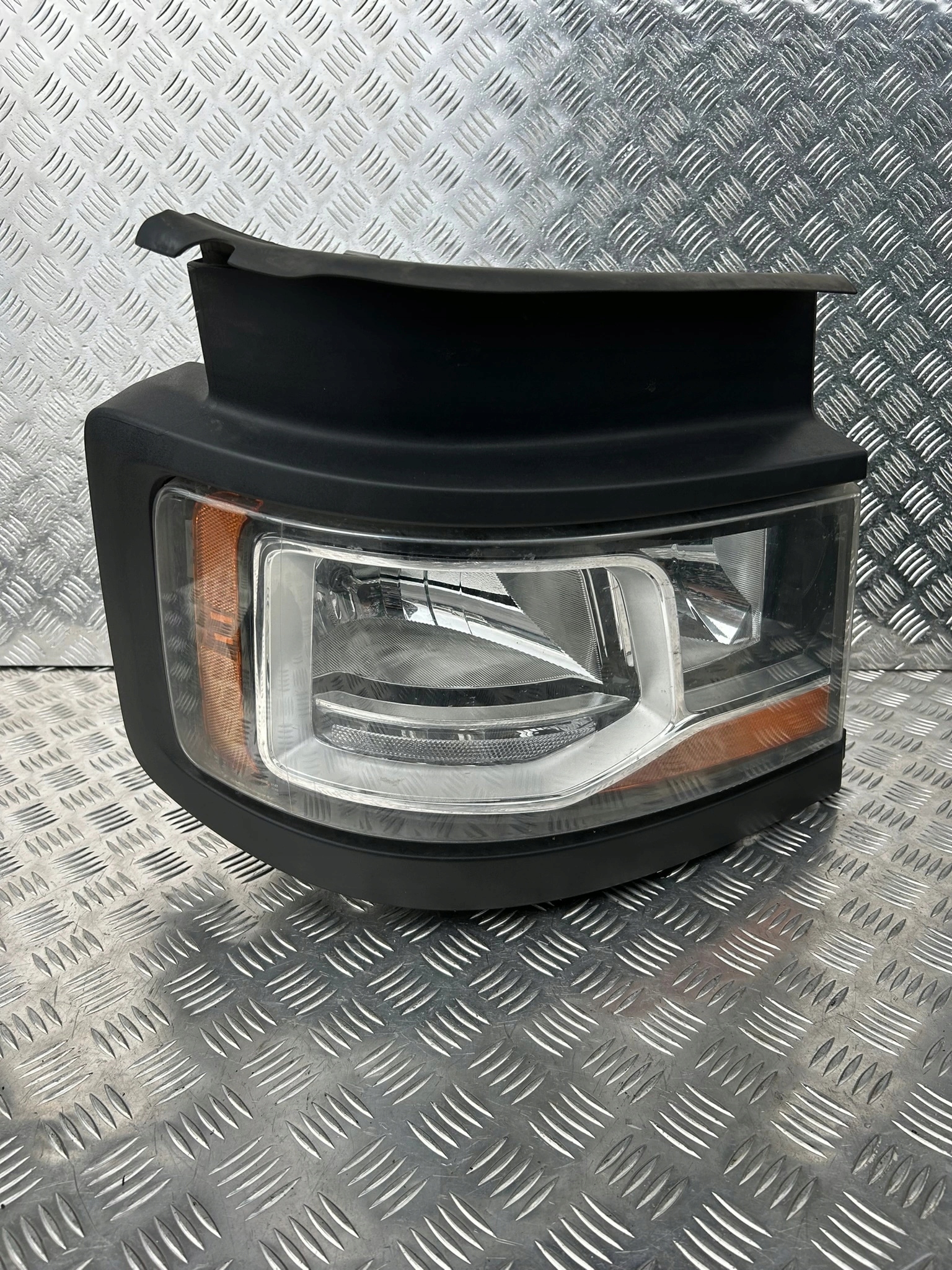 REFLEKTOR LAMPA H7 ŚWIATŁA DZIENNE LED LEWY Z RAMKĄ SCANIA NEXT GEN NTG - obrazek 9